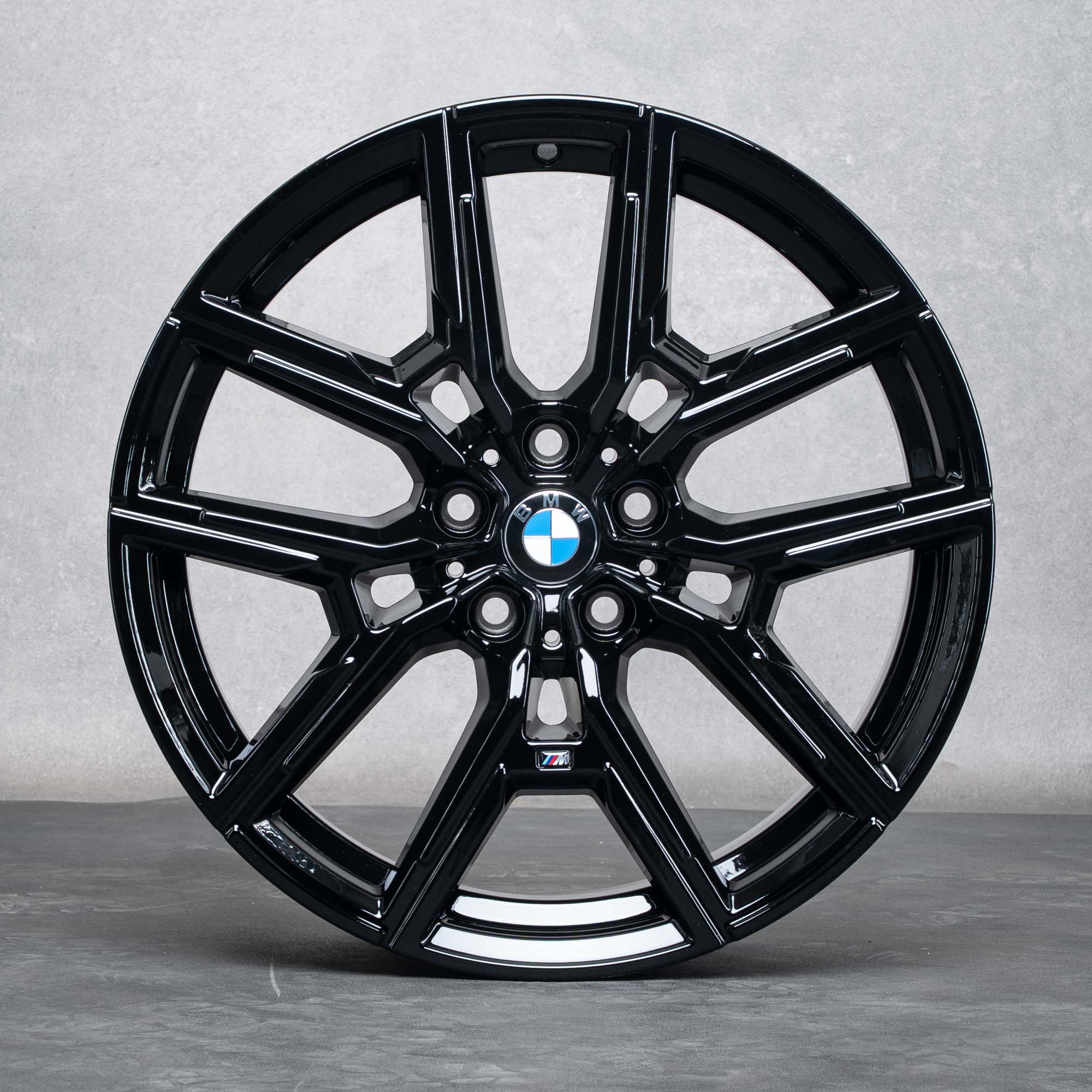Oryginalne felgi BMW serii 4 i4 19 cali G26 Gran Coupe Styling 859 M 8747304 8747305 czarny błyszczący