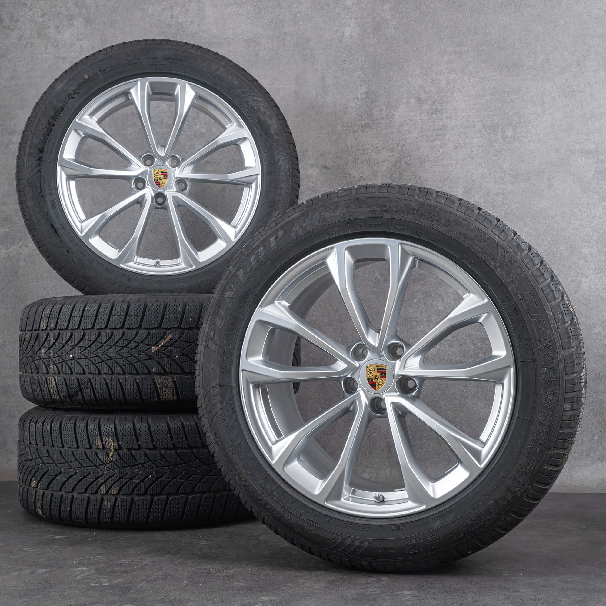 Original Porsche 19 Zoll Macan III Design Felgen 95B044650B Winterreifen Neu