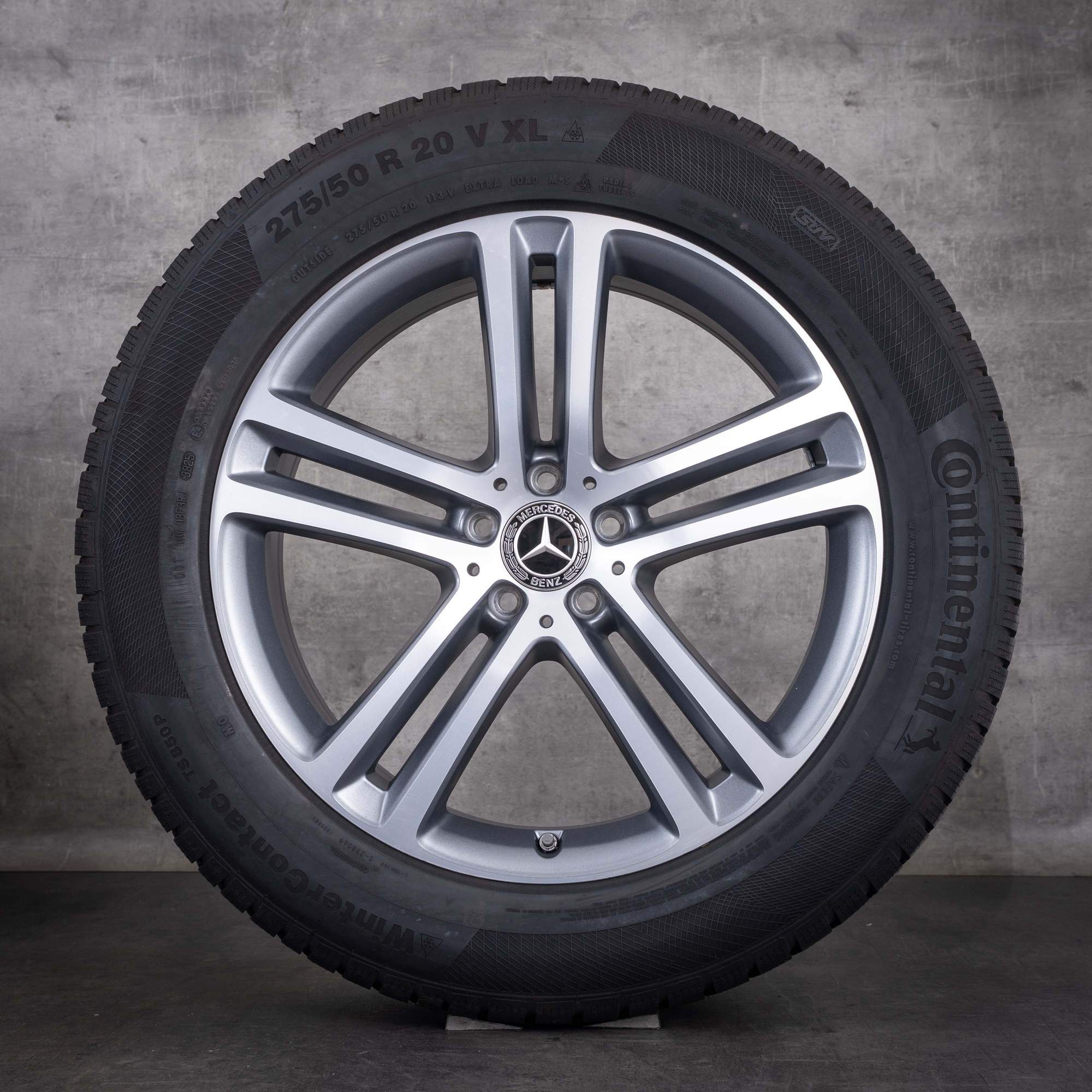 Original Mercedes-Benz GLE vinterhjul 20 tum X167 C167 fälgar A1674012400 A1674012500 himalaya grey fram frontpolerad