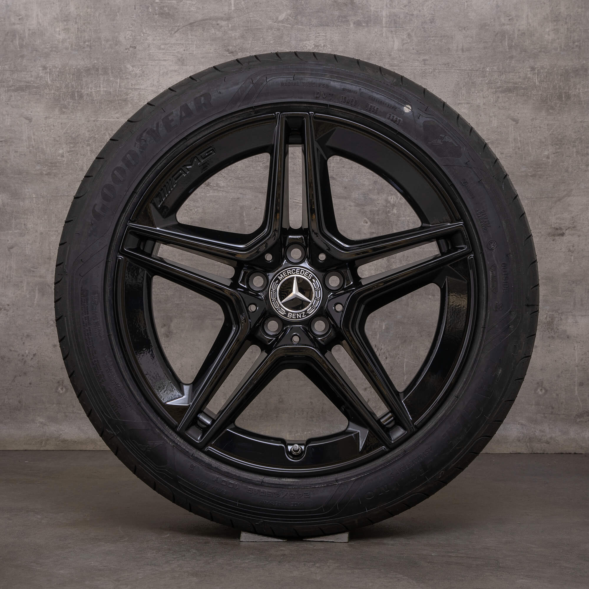 Jantes Mercedes Benz Classe C AMG de 18 polegadas W205 S205 C205 A205 Rodas verão A2054019500 A2054019600 preto alto brilho