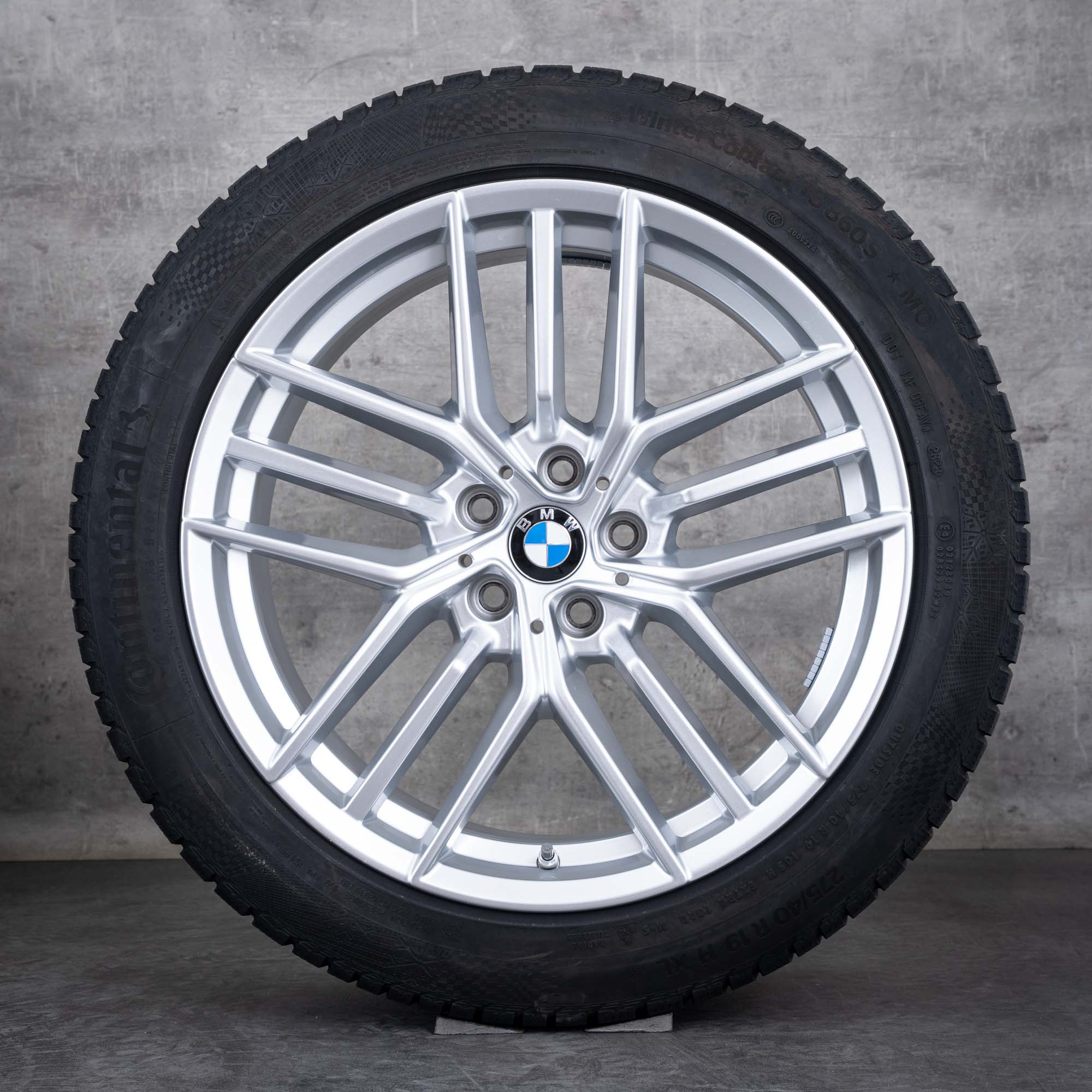 Oryginalne koła zimowe BMW serii 5 i5 19 cali G60 G61 stylizacja felg 933 5A324D6 5A324D7 srebrny połysk