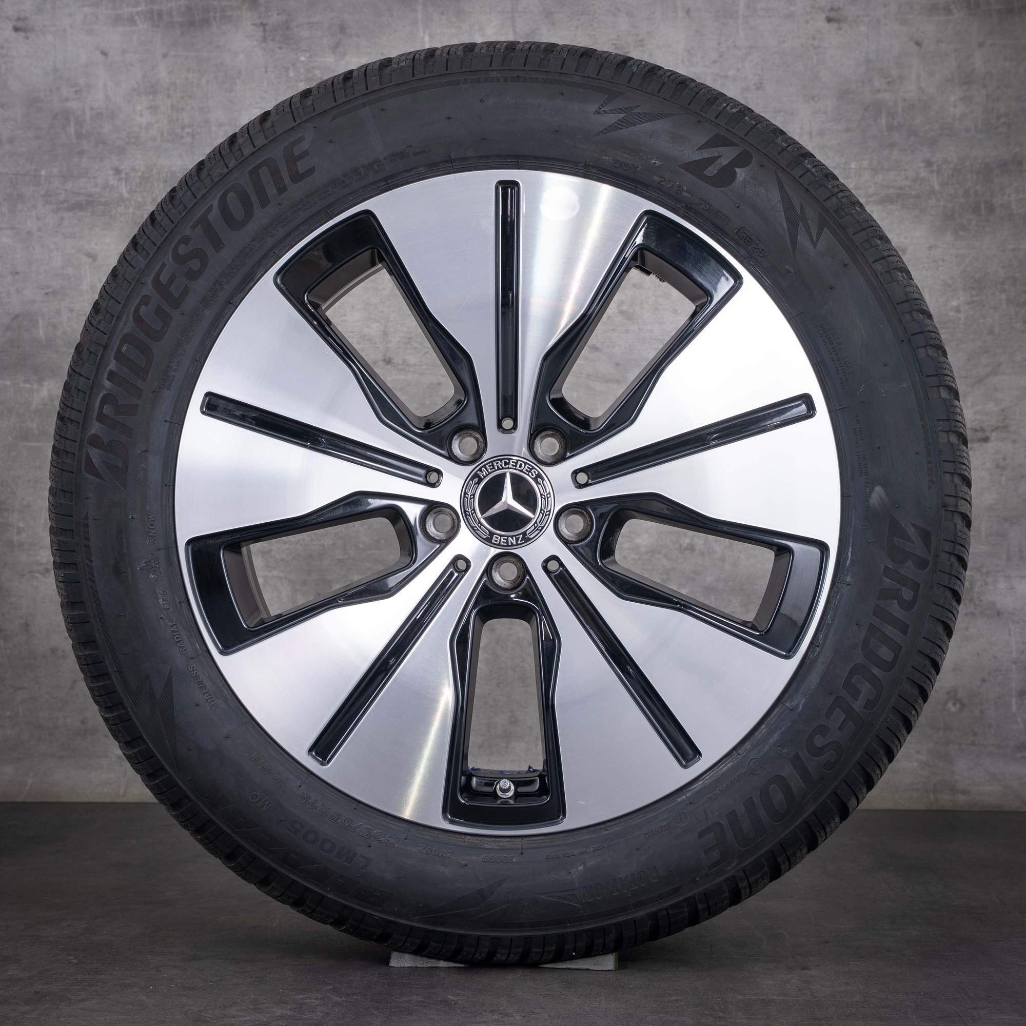 OEM Mercedes-Benz EQC 19inch N293 winter wheels black rims diamond cut front A2934010100 - wheel 3 of 4