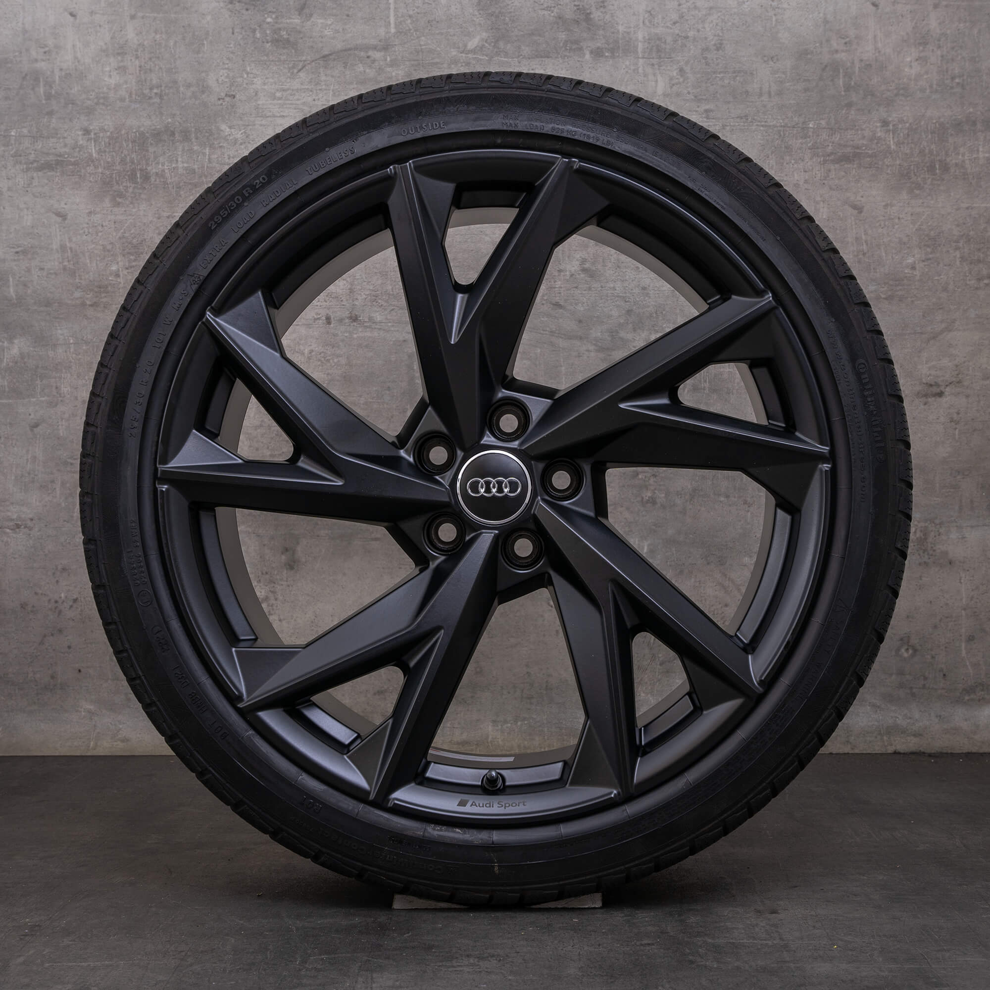 Alkuperäiset Audi R8 talvirenkaat 20 tuuman 4S-vanteet 4S0601025CA 4S0601025CC musta matta
