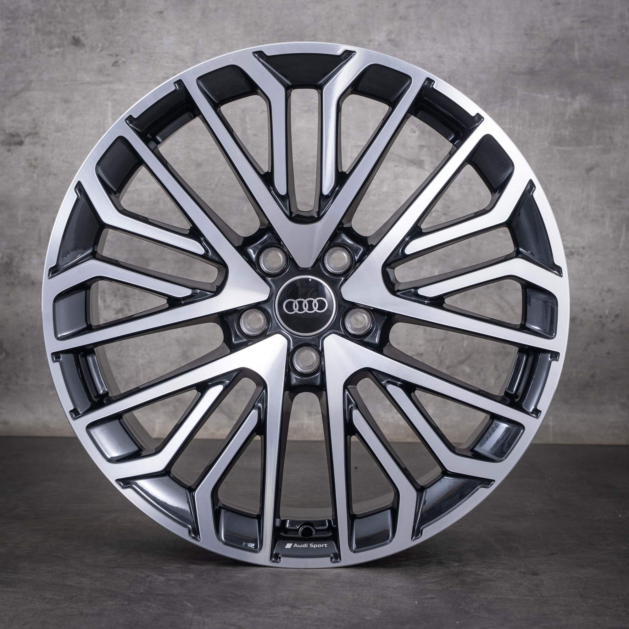 Originalfälgar till Audi A3 S3 RS3 19 tum 8V 8Y 8Y0601025DC granit frontpolerade