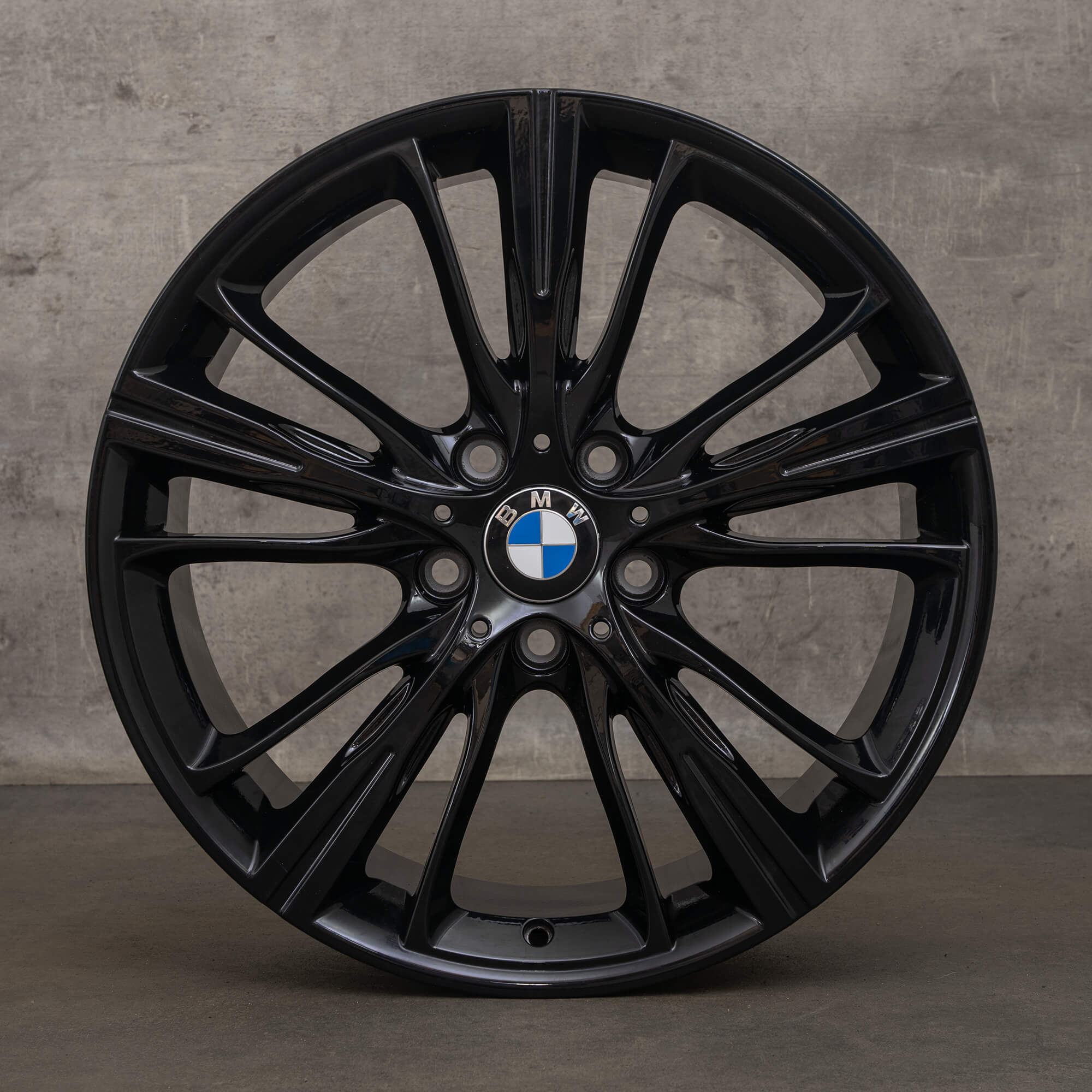 OEM BMW 1 Series F20 F21 2 F22 F23 19 inch rims 660 black 6872156