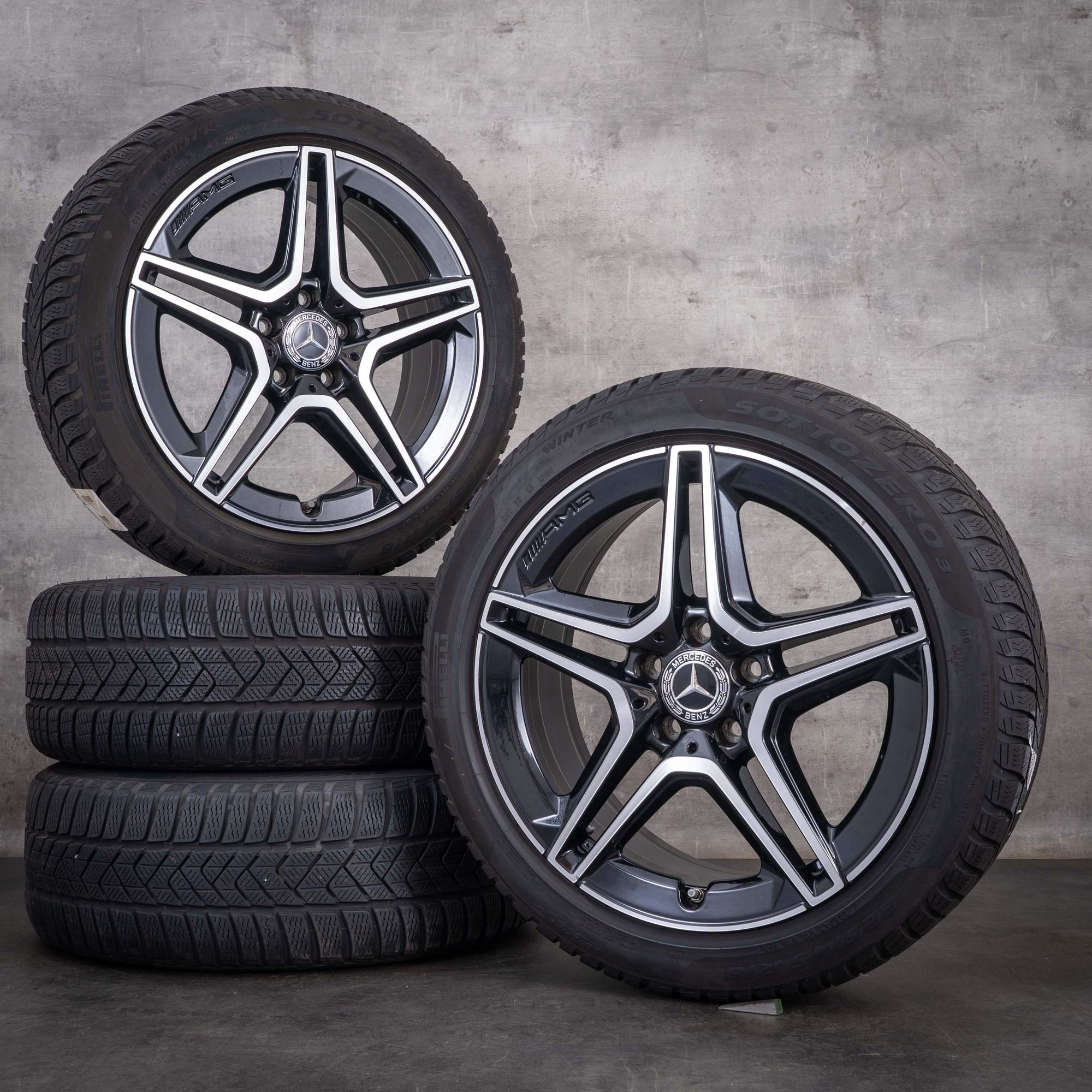Original Mercedes-Benz A- och B-klass CLA AMG vinterhjul 18 tum W177 V177 W247 X118 C118 fälgar A1774011500 svarta frontpolerade