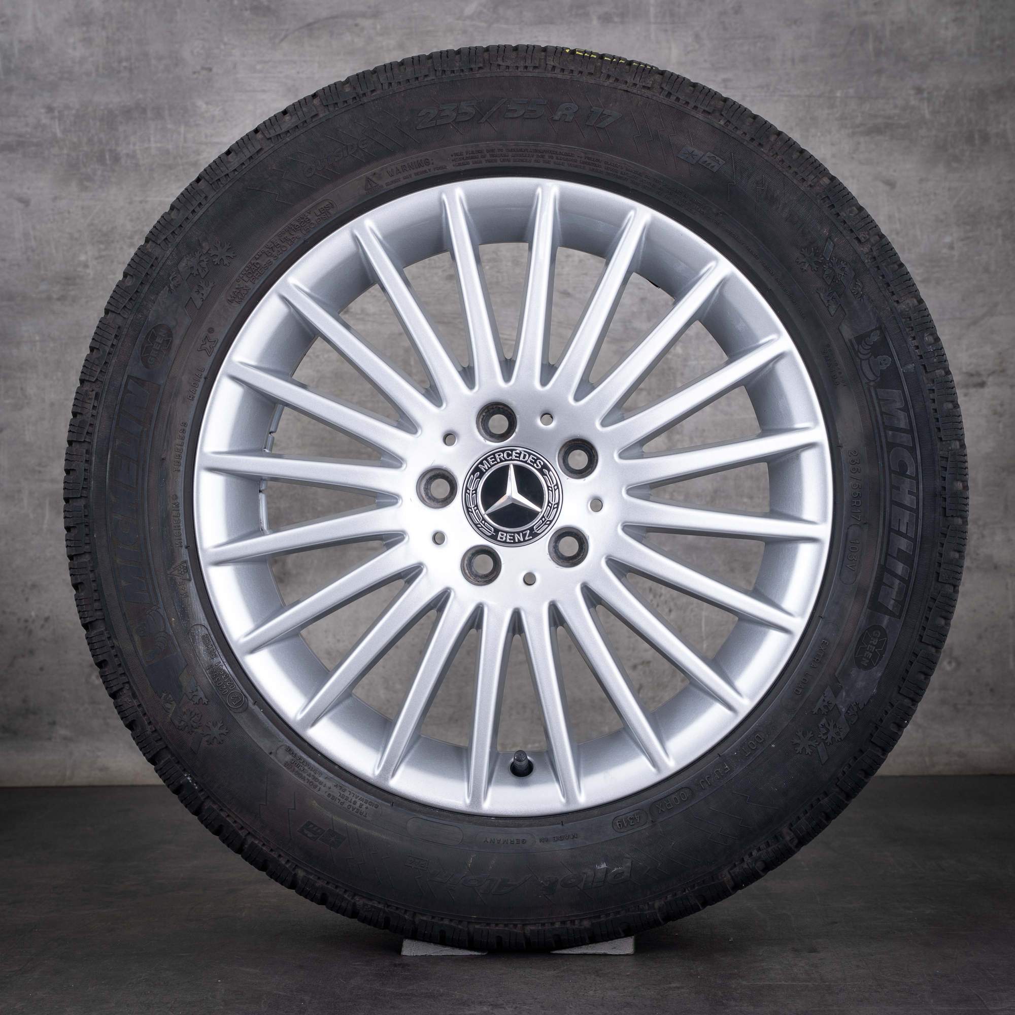 Anvelope de iarnă originale Mercedes-Benz Clasa V, 17 inci, W447, A4474014900, argintiu lucios