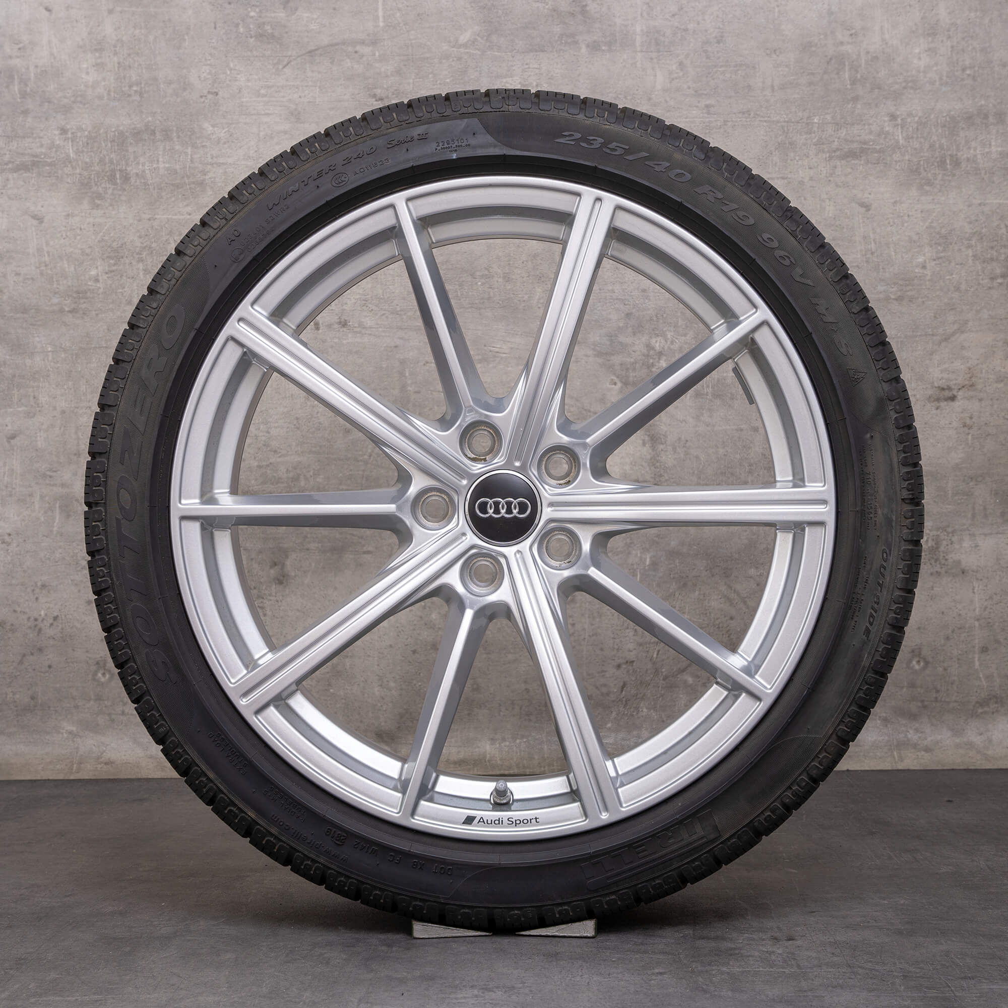 Originele Audi RS4 RS5 winterwielen 19 inch B9 8W velgen 8W0601025CP zilver