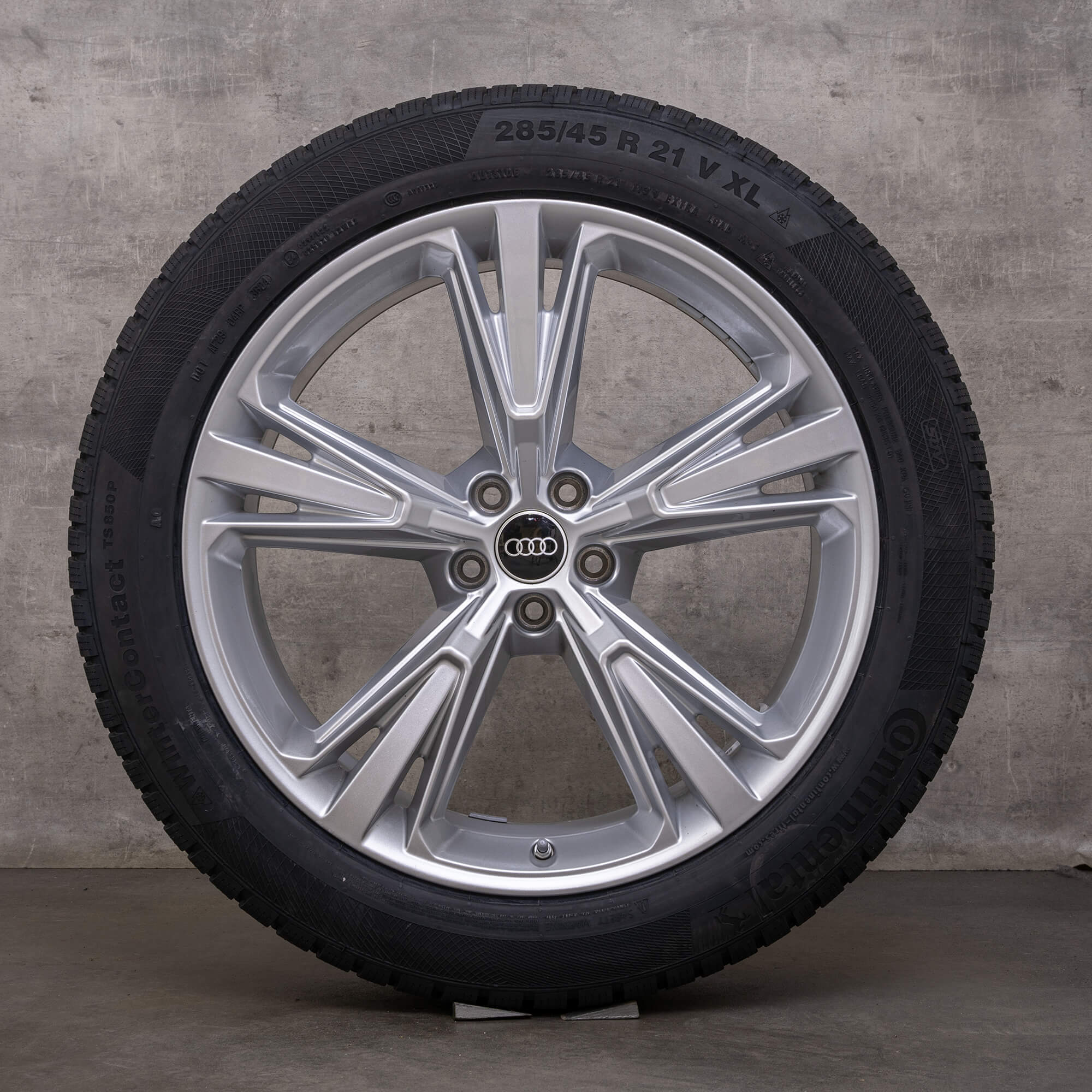 OEM Audi Q8 SQ8 winter wheels 21inch 4M rims 4M8601025M Glossy Silver