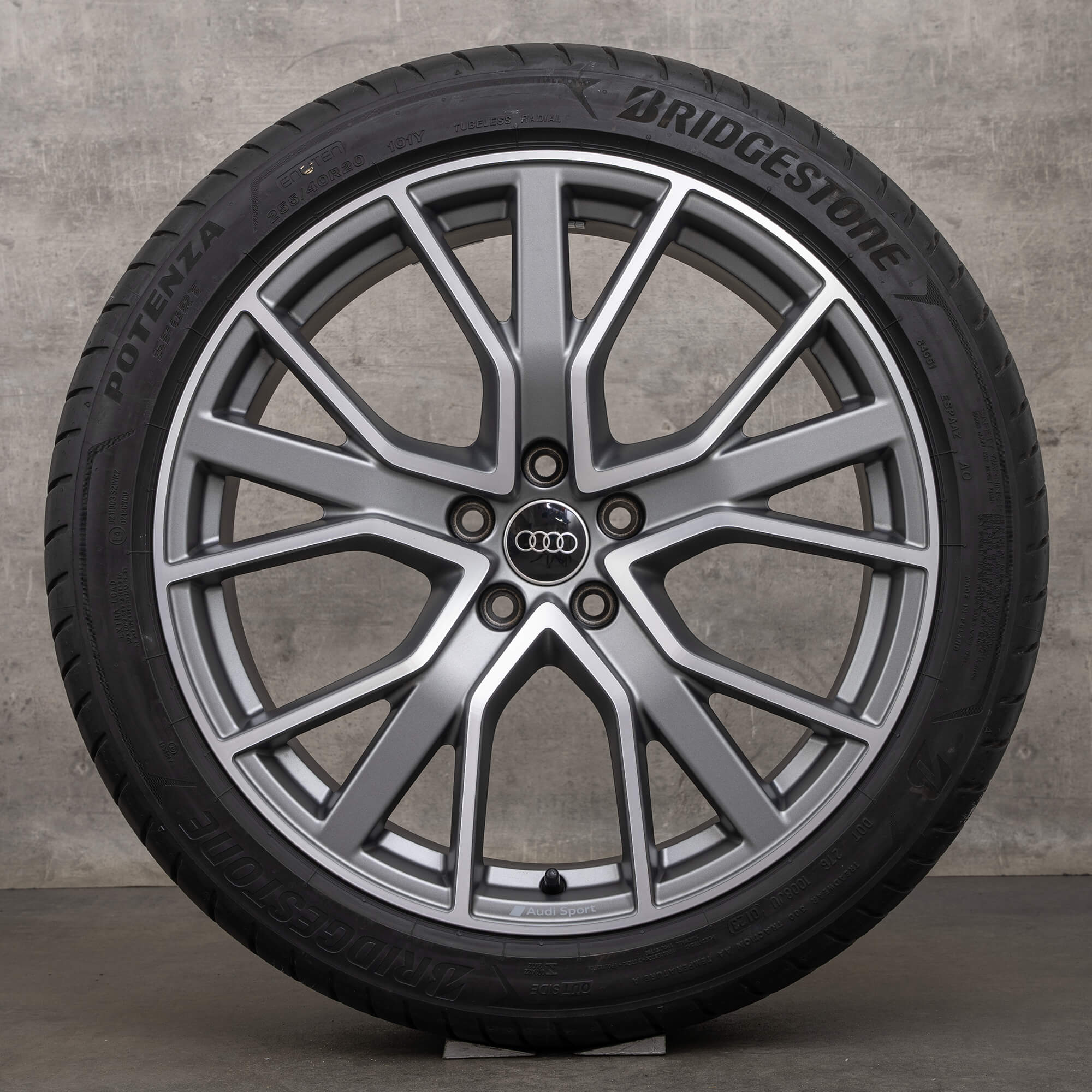 Audi 20 Zoll Sommerräder Felgen Q3 RSQ3 & Sportback F3 83A601025BD NEU