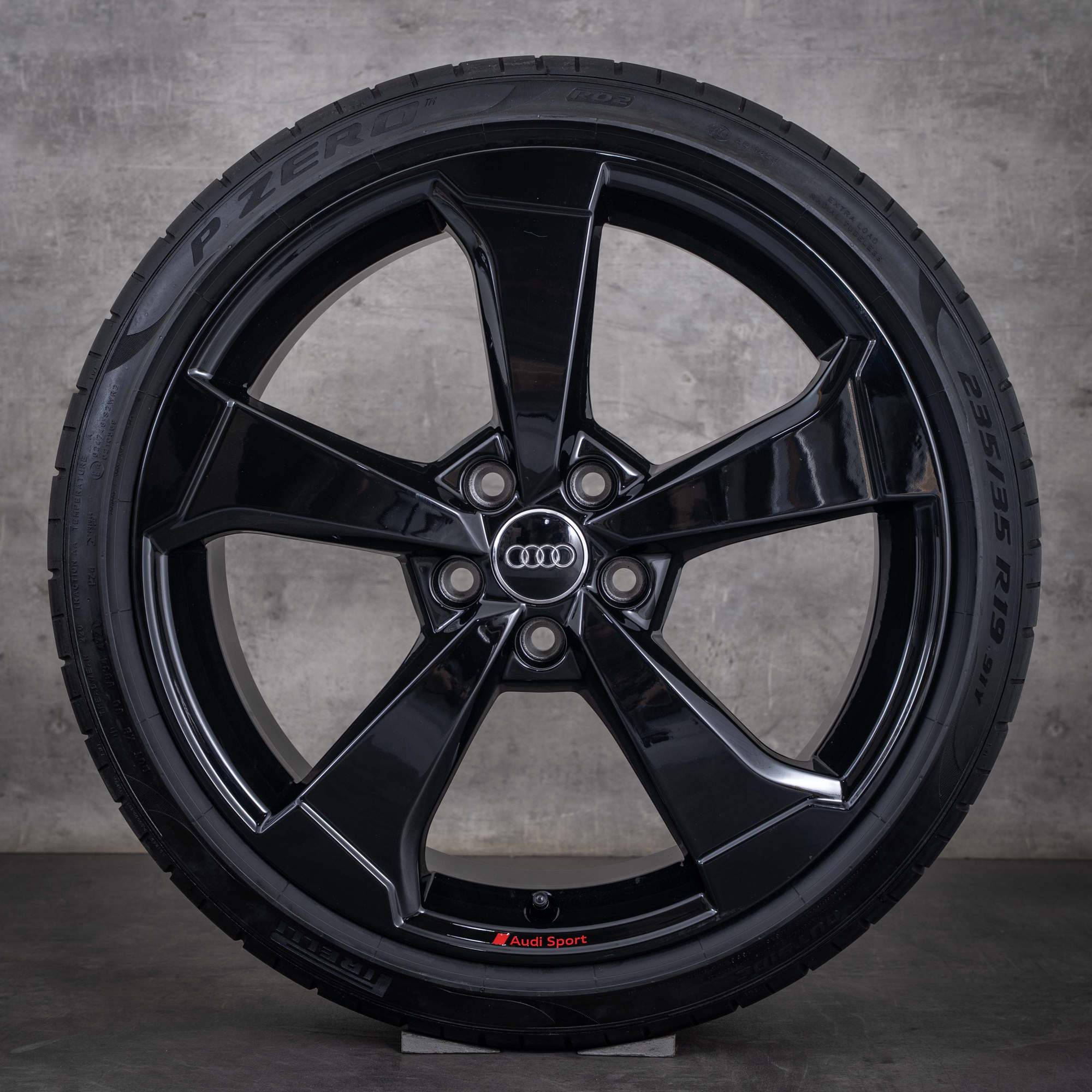 Oryginalne felgi Audi RS3 19 cali 8V RS – koła letnie Rotor 8V0601025FD 8V0601025FA, czarne z połyskiem