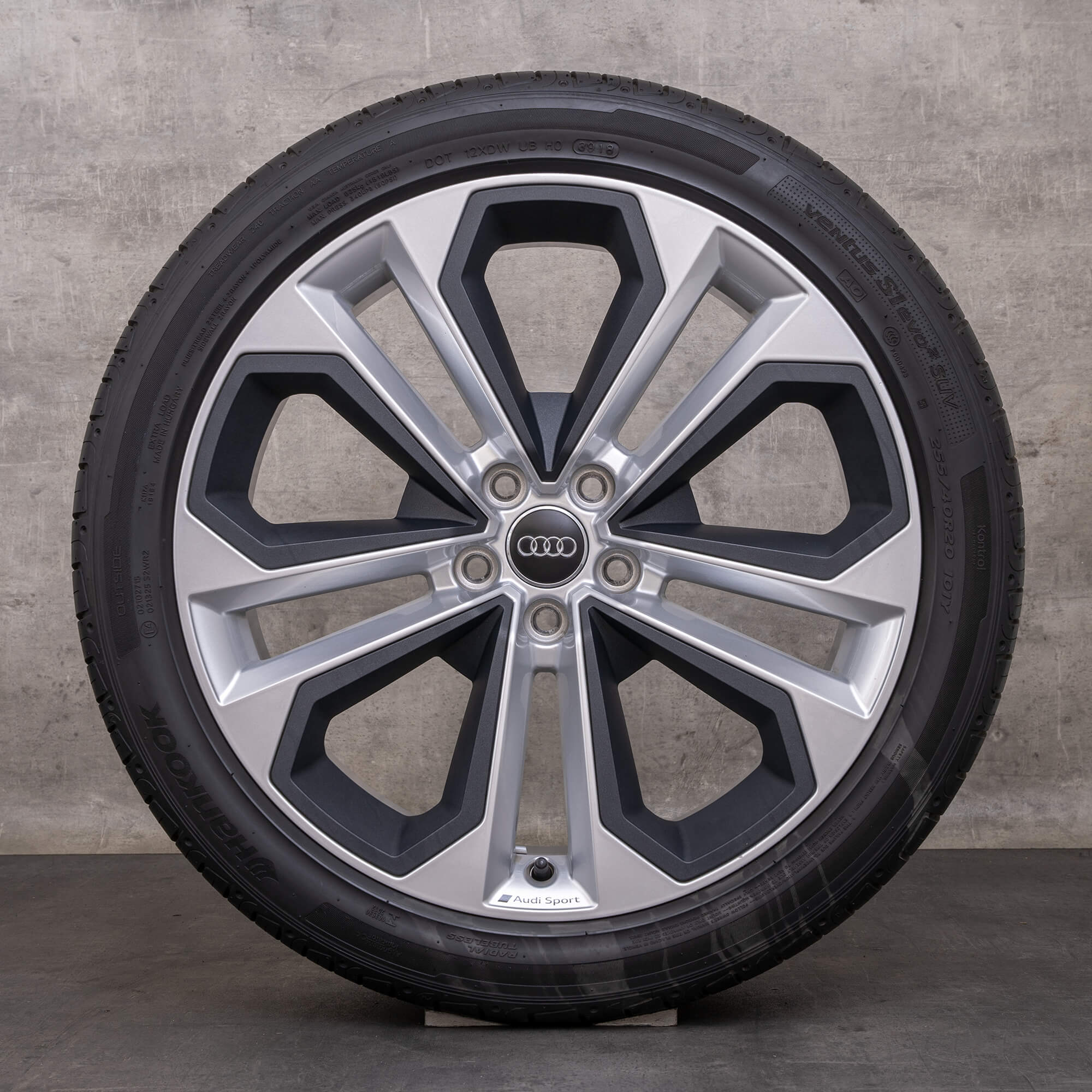 Original Audi Q3 RS & Sportback fälgar 20 tum F3 sommarhjul 83A601025E siber gloss titan matt