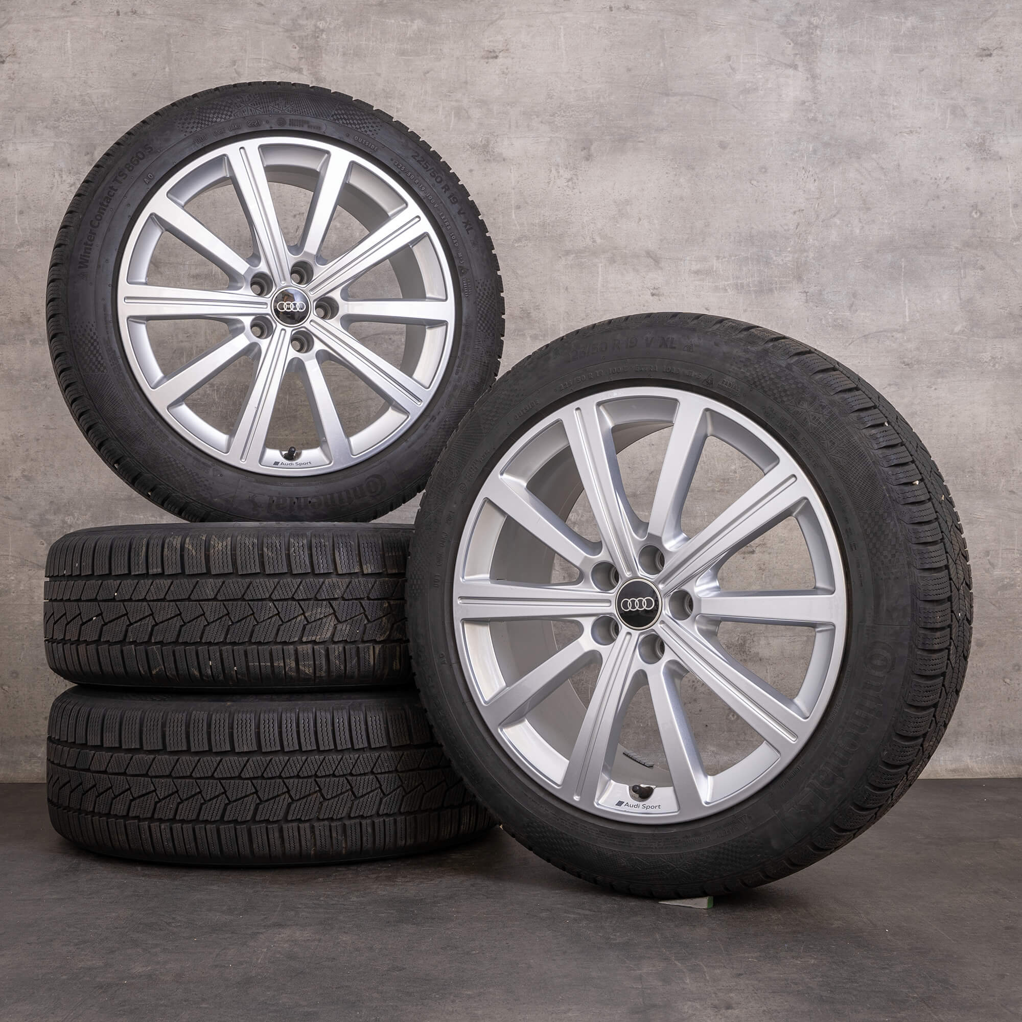 Original Audi RSQ3 vinterhjul 19 tum F3 RS fälgar / fälg 83A601025AB silver glansig