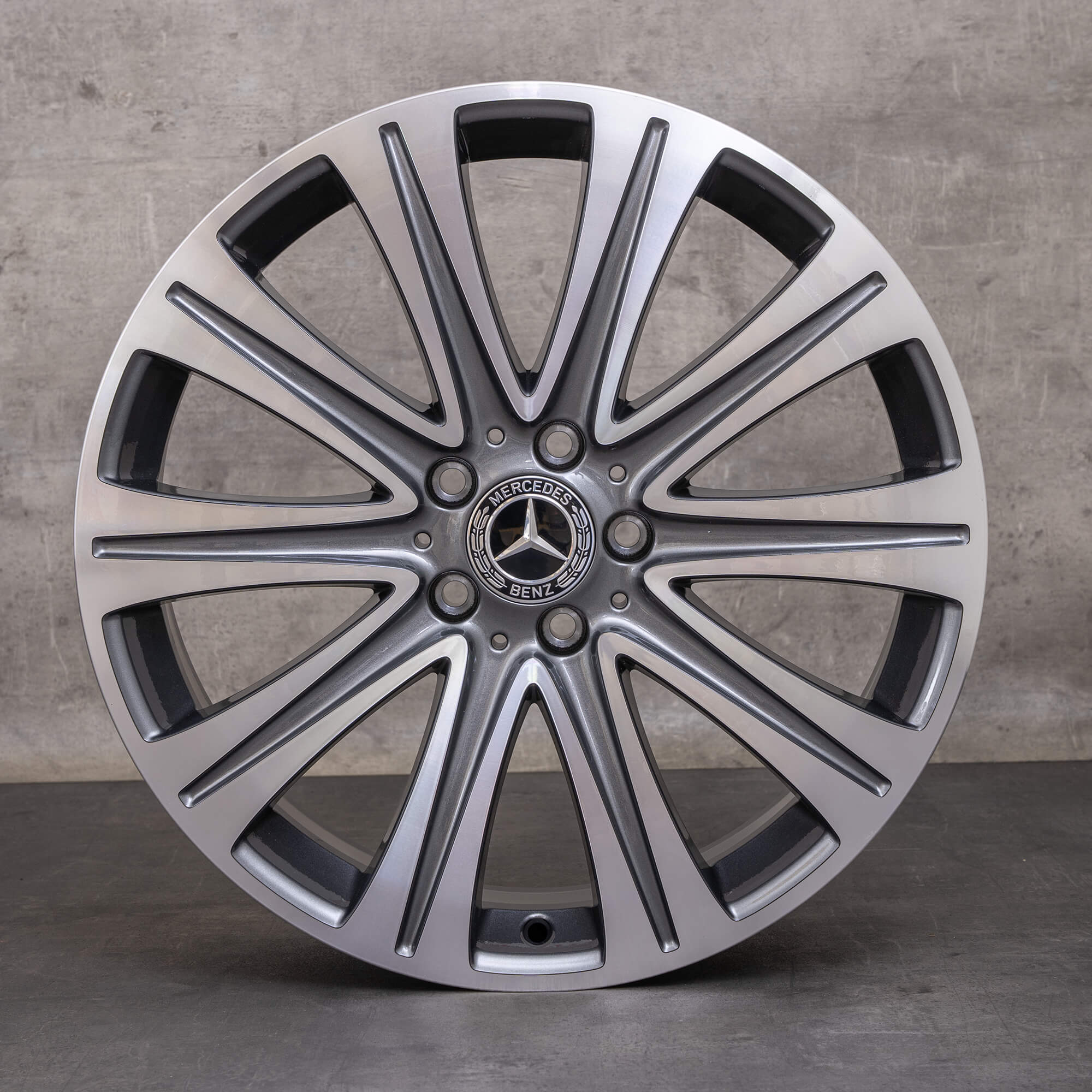 Orijinal Mercedes Benz E-Serisi jantlar 19 inç W213 S213 C238 A238 A2134010500 himalaya gri parlak tornalı YENİ