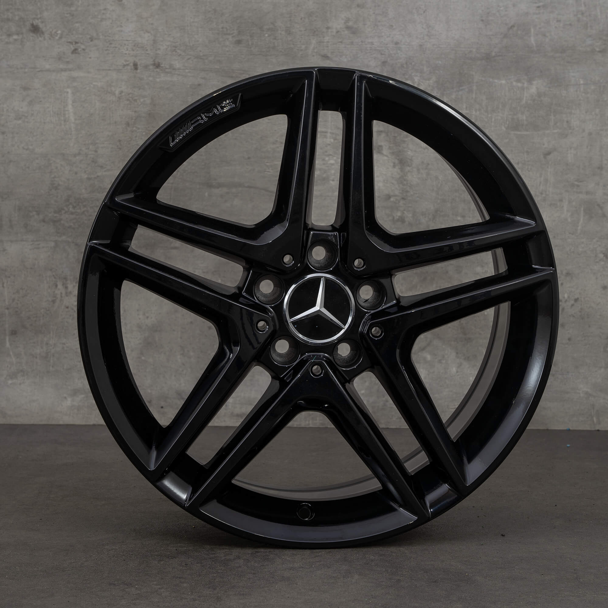 Jantes AMG 18 pouces Mercedes Benz Classe A W176 A45 AMG CLA45 & 250 Sport C117