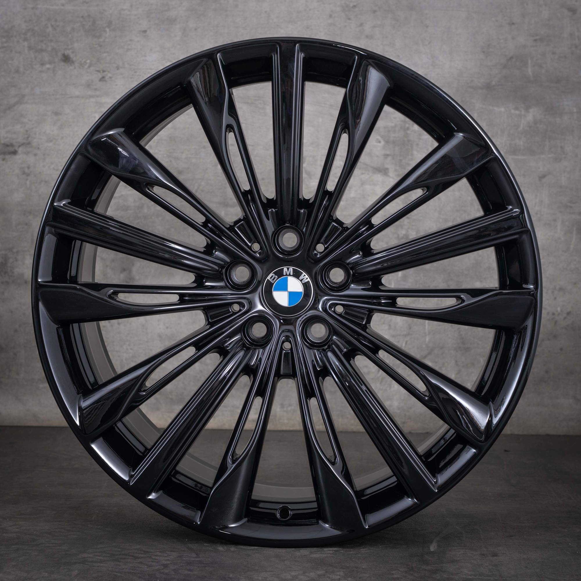 OEM BMW 6 Series GT and 7 20-inch rims G32 G11 G12 Styling 646 6868051 6868052 Gloss Black