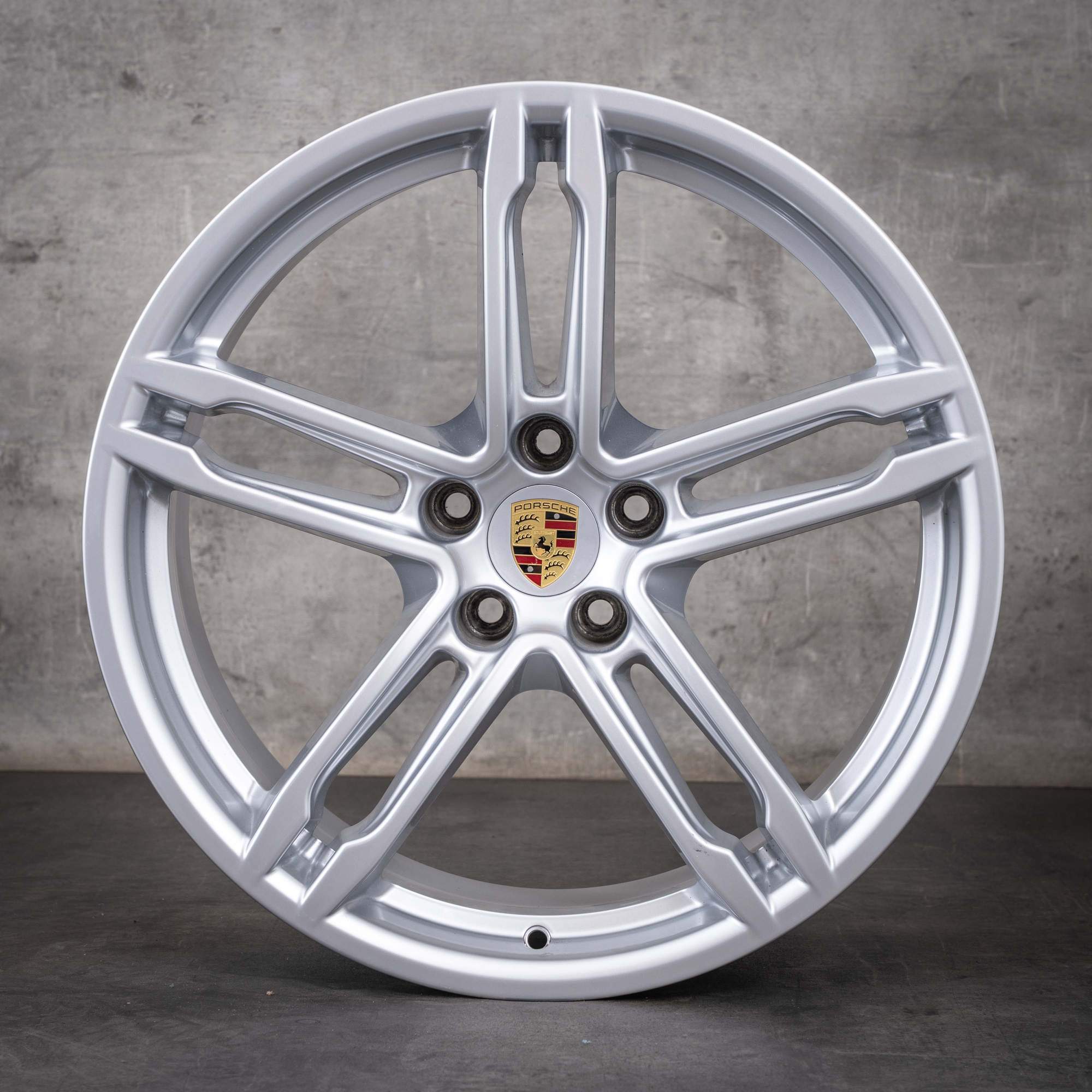 Original Porsche Macan II III Felgen 19 Zoll 95B601025DE 95B601025DQ silber glanz