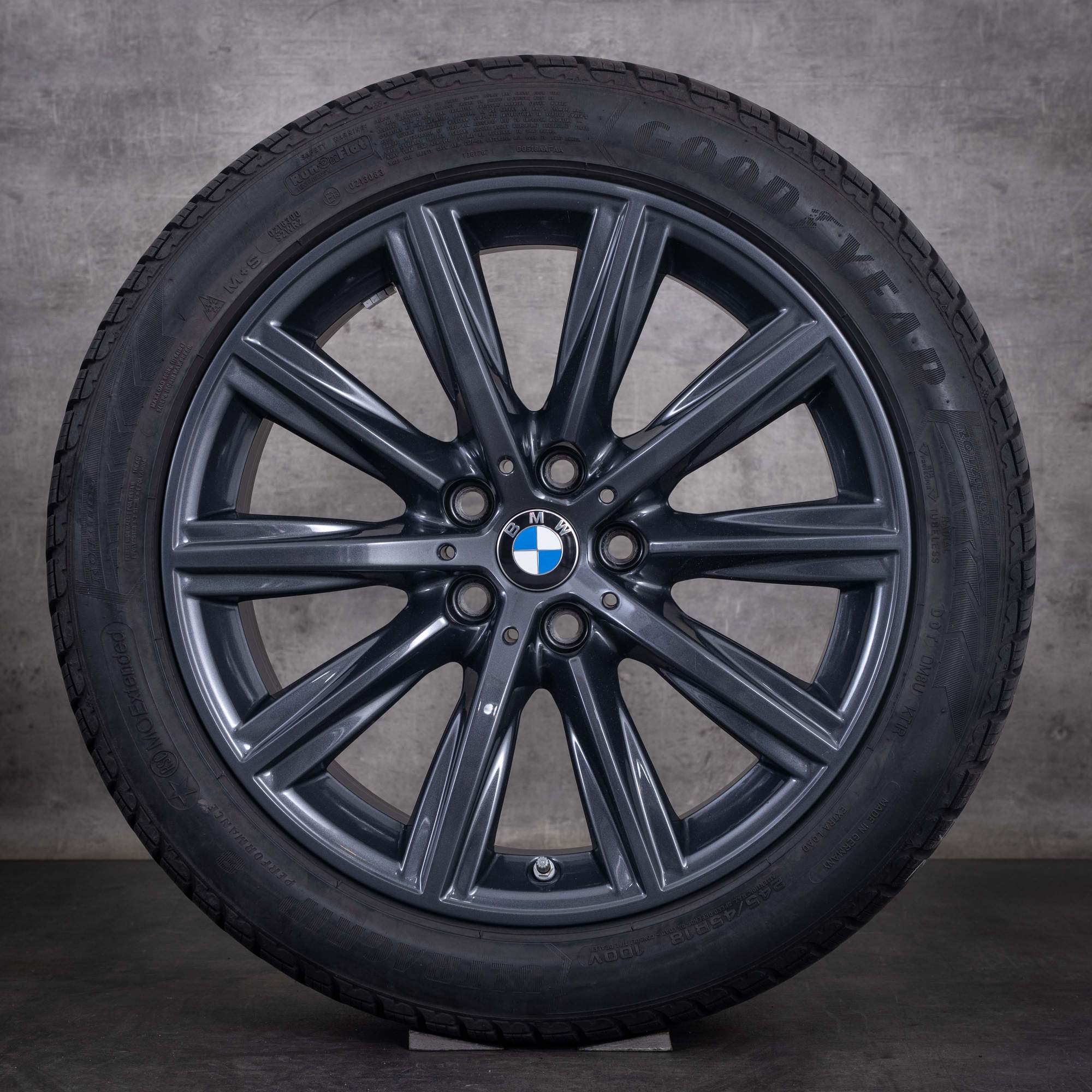 Original BMW 5er Winterräder 18 Zoll G30 G31 Felgen Styling 684 6874441 midnight grey glanz