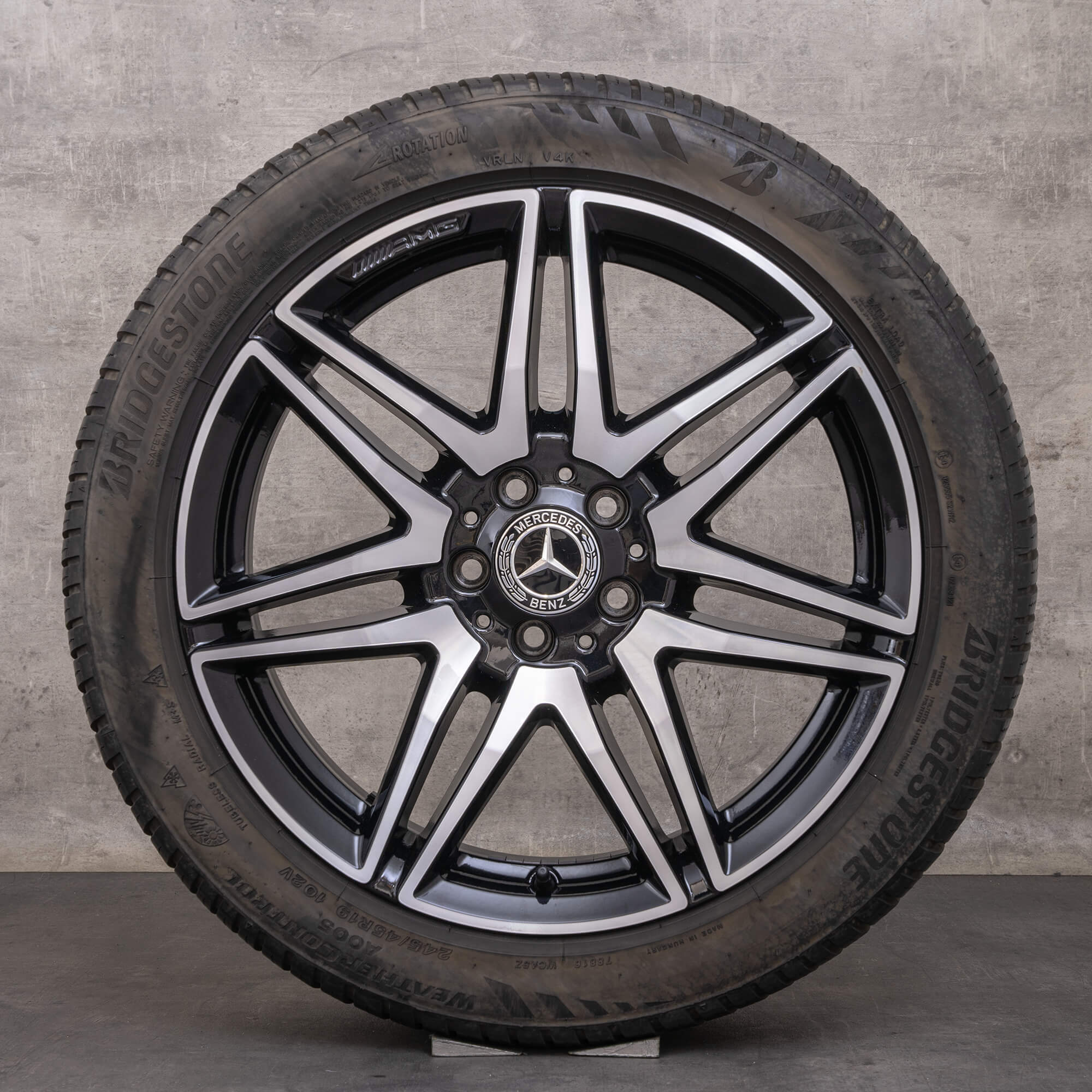 Original Mercedes Benz V-Klasse AMG Winterräder 19 Zoll W447 Vito Felgen A4474015100 schwarz glanzgedreht