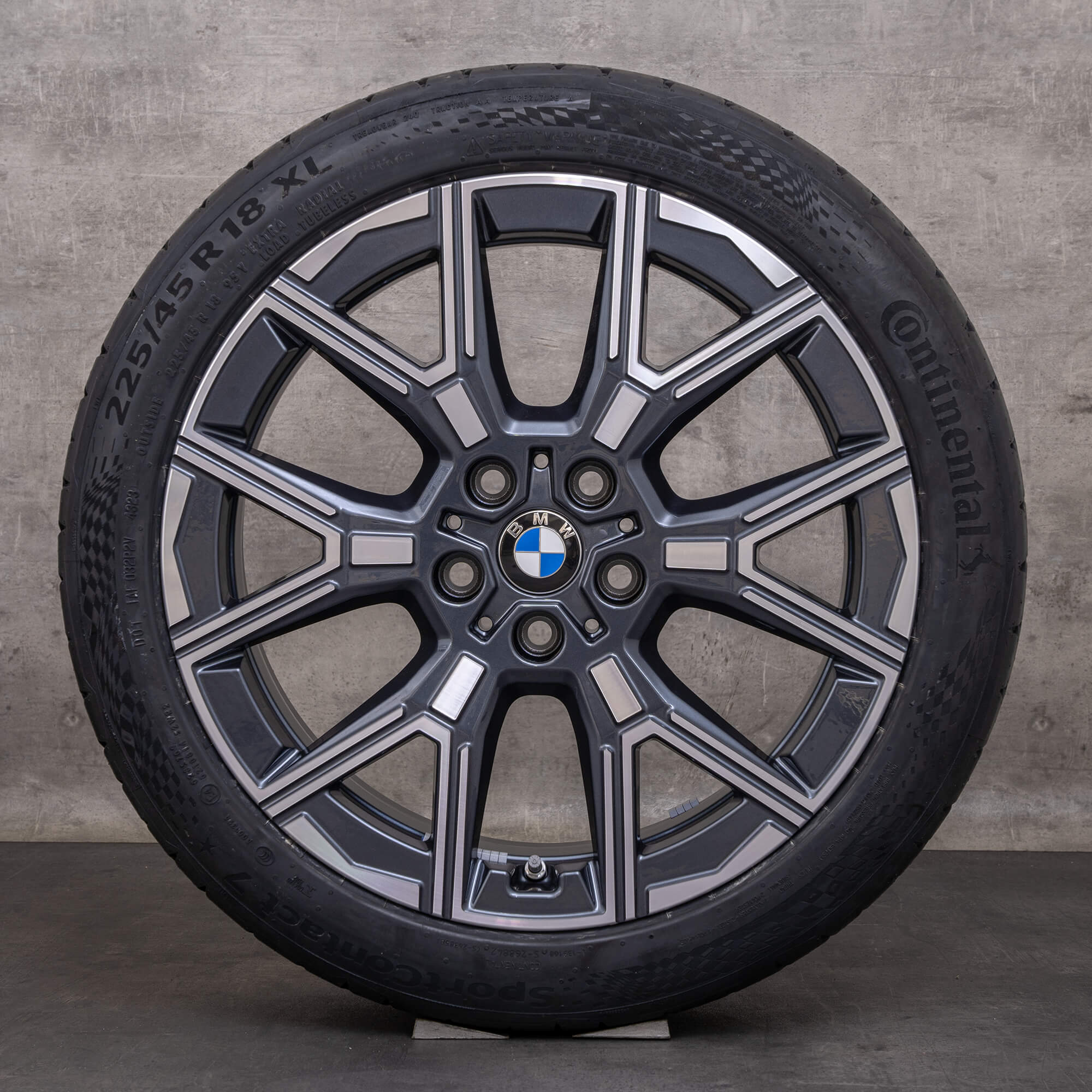 Original BMW 1-serie 2-serie vinterhjul 18 tum F70 F74 Gran Goupe fälgar / fälg styling 974 5A45266 grå glansig vänd NY