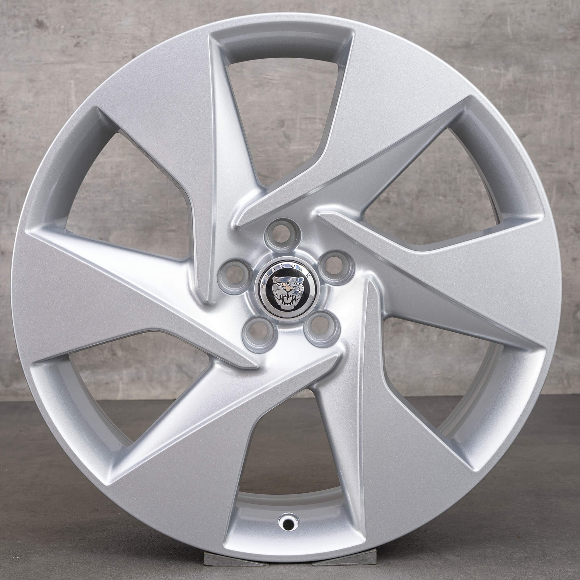 Alkuperäiset Jaguar 20 tuuman I-Pace alumiinivanteet 6007 J9D3-BC-SS hopea UUTUUS