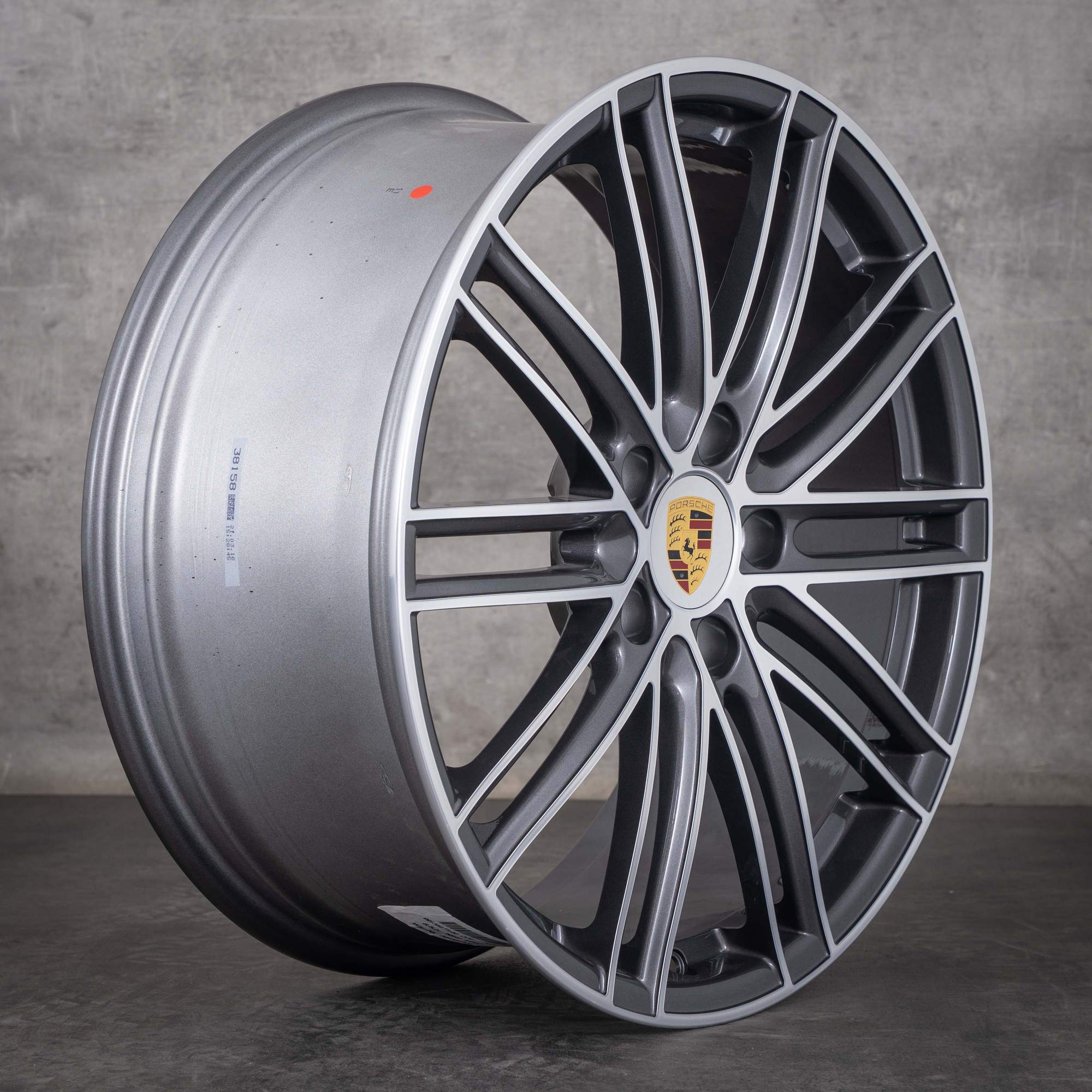 Jante oem Porsche 991 II 20 pouces 99136271100 titane poli NEUVE