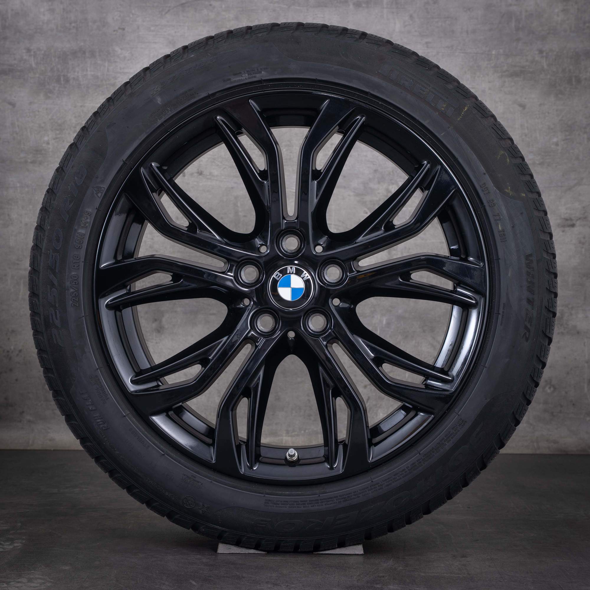 Original BMW X1 X2 Winterräder 18 Zoll F48 F39 Felgen Styling 566 6883503 schwarz glanz