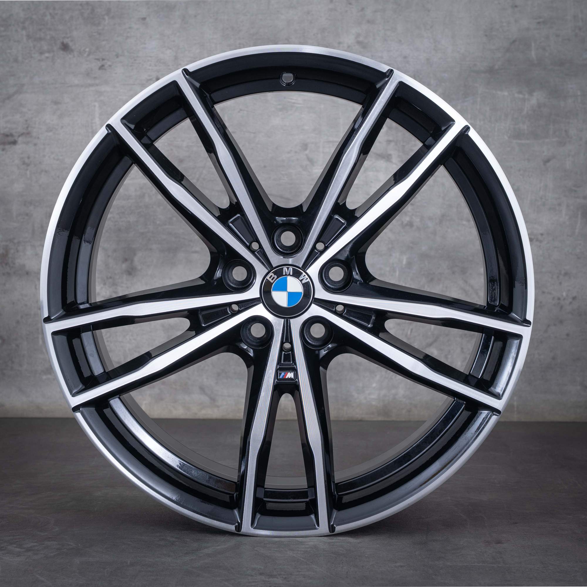 Oryginalał BMW seria 2 3 4 felgi 19 cali G42 G20 G21 G22 G23 Styling 791 M 8090094 8090095 czarne Polerowane