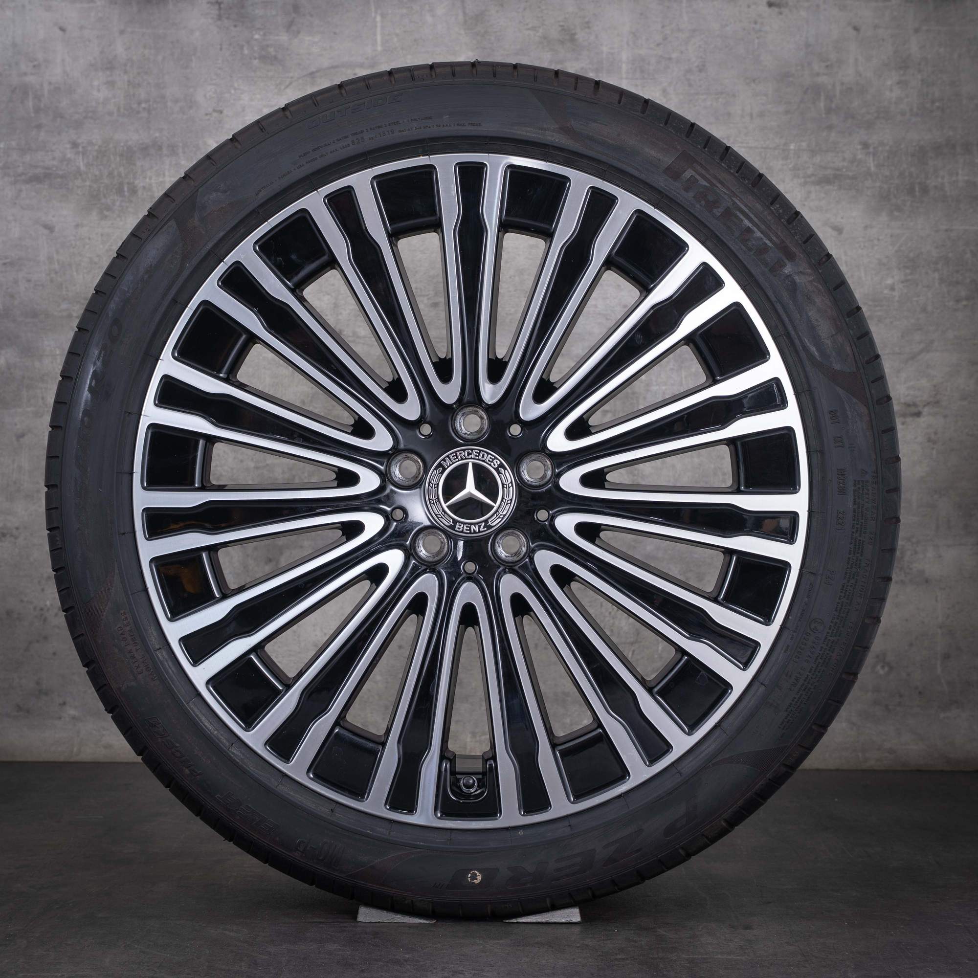 OEM Mercedes-Benz EQE 20inch V295 summer wheels A2954011900 Black diamond cut