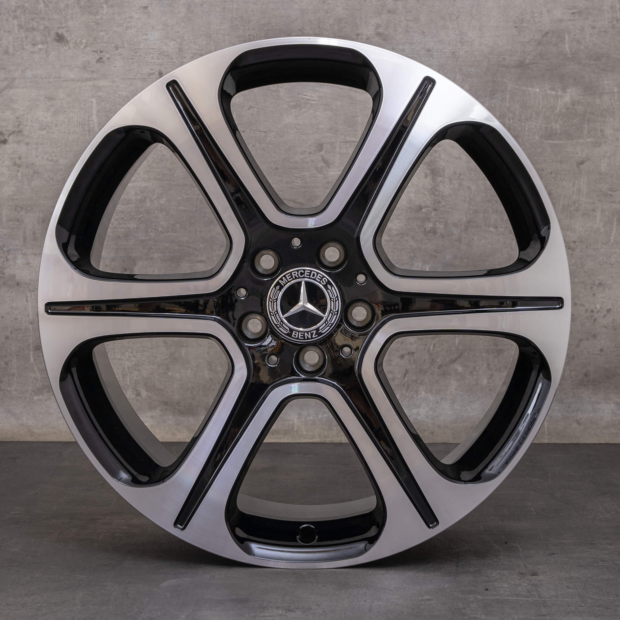 Alkuperäiset Mercedes Benz E-sarjan vanteet 19 tuuman W213 S213 C238 A238 A2134013400 A2134013500 musta kiillotettu