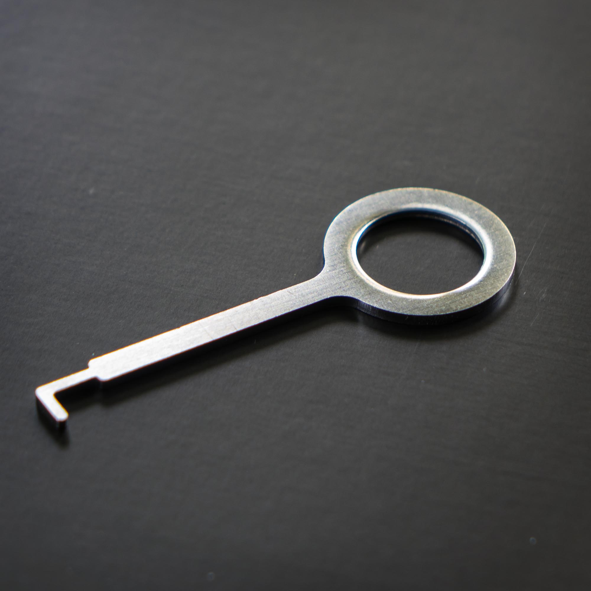 Abziehhaken für 5-Finger Nabendeckel deckel Deckel Audi VW     kaufen bei Original-Räder.de versandkostenfrei ✔