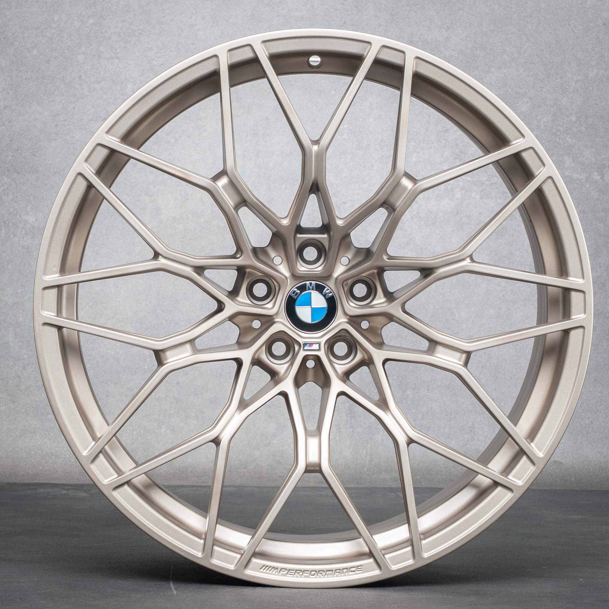 Oryginalne felgi BMW M2 M3 M4 20 21 cali G87 G80 G82 G83 Styling 1000 M 8746991 8746992 złoty brąz mat
