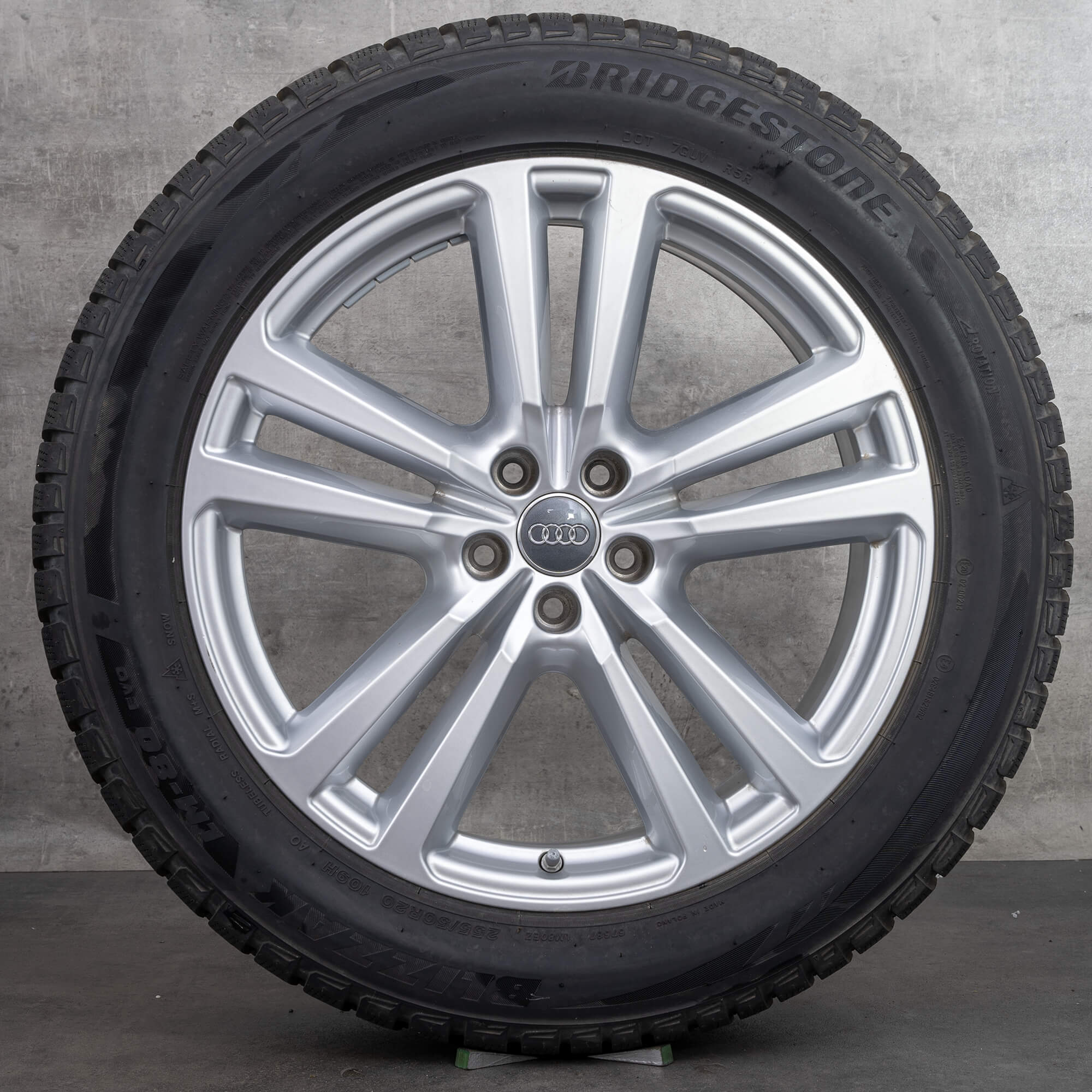 OEM Audi Q7 SQ7 snow tire packages 20 inch 4M rims 4M0601025G DOT 22 silver