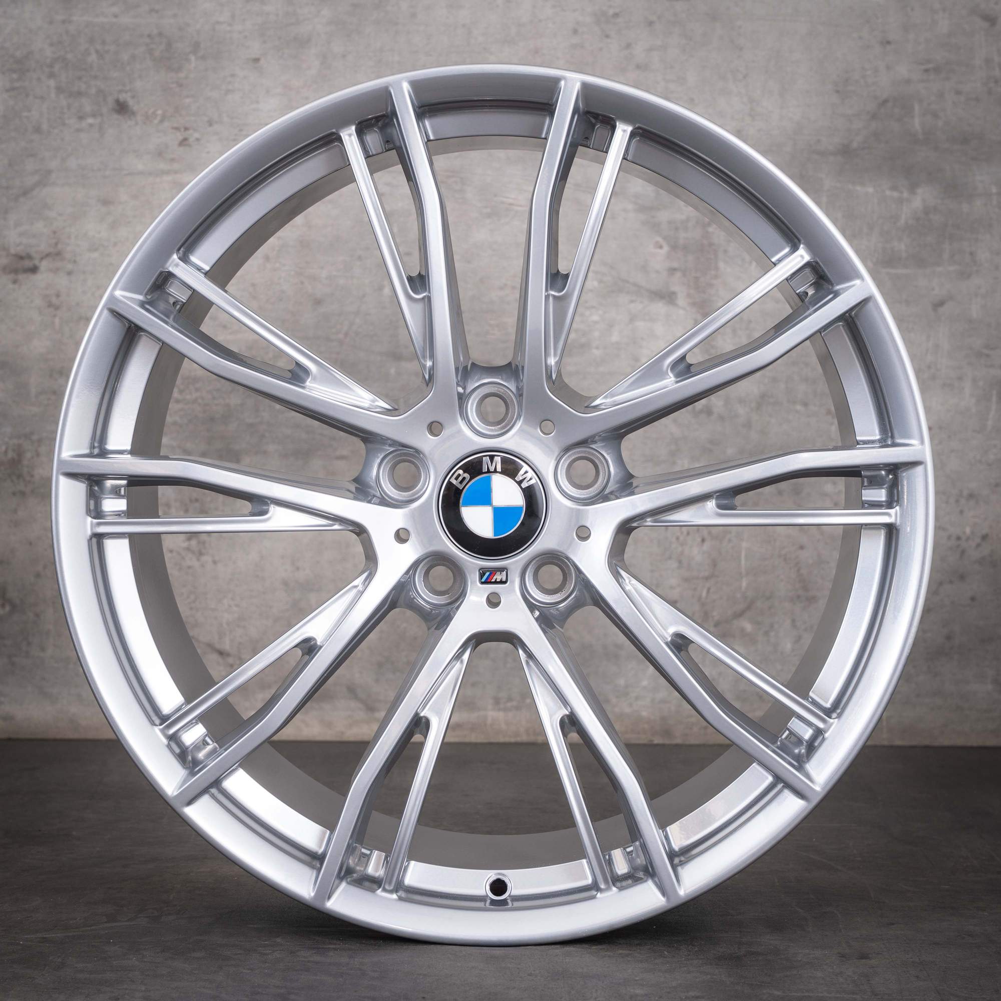 Oryginalne felgi BMW 3er 4er 20 cali F30 F31 F32 F33 F36 Gran Coupe Styling 624 M 6862774 6862775 czarny połysk
