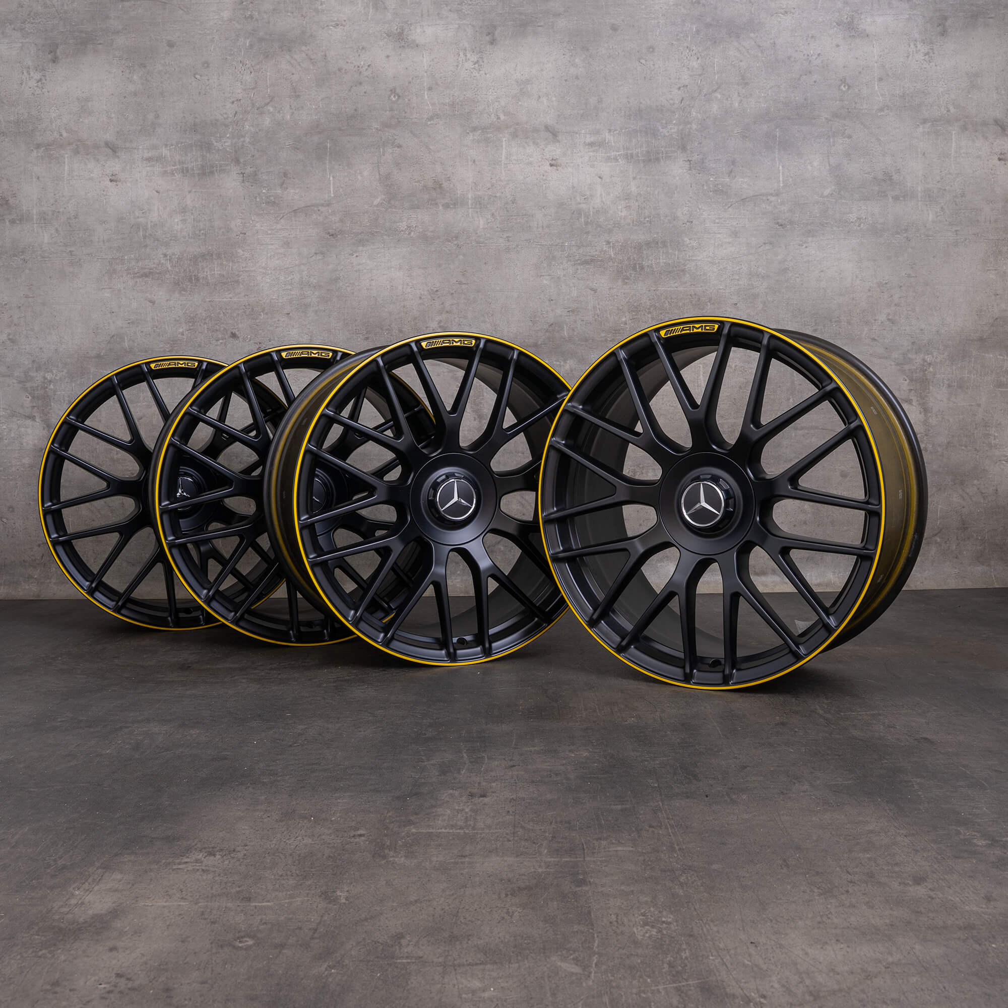 Orijinal Mercedes Benz C-Serisi C63 & S AMG jantlar 19 inç W205 S205 A2054011700 A2054011800 siyah sarı mat