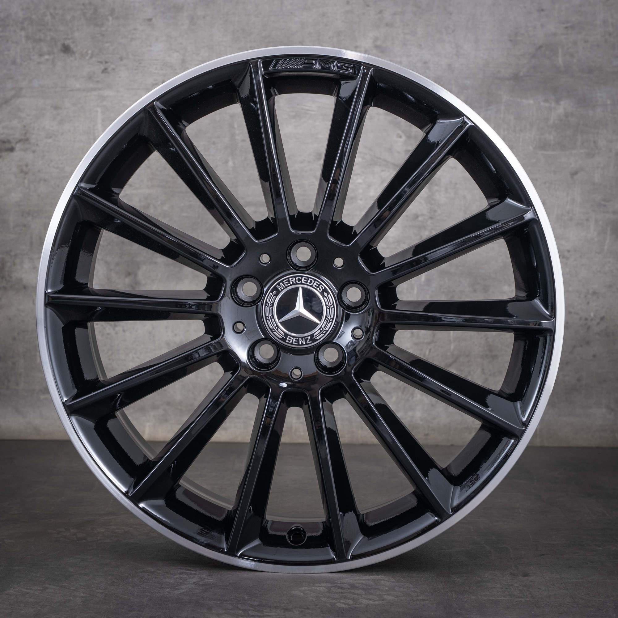 Cerchi auto originali Mercedes-Benz Classe A, B e CLA da 19 pollici W177 V177 W247 C118 X118 A1774011600, neri lucidati frontalmente, NUOVI