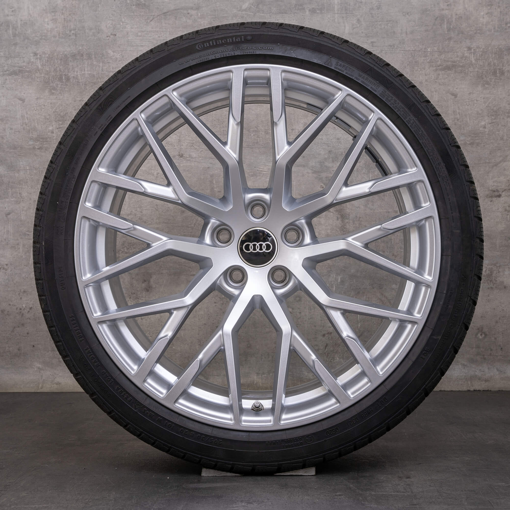 Original Audi R8 Winterräder 20 Zoll 4S Felgen 4S0601025G 4S0601025H silber glanz