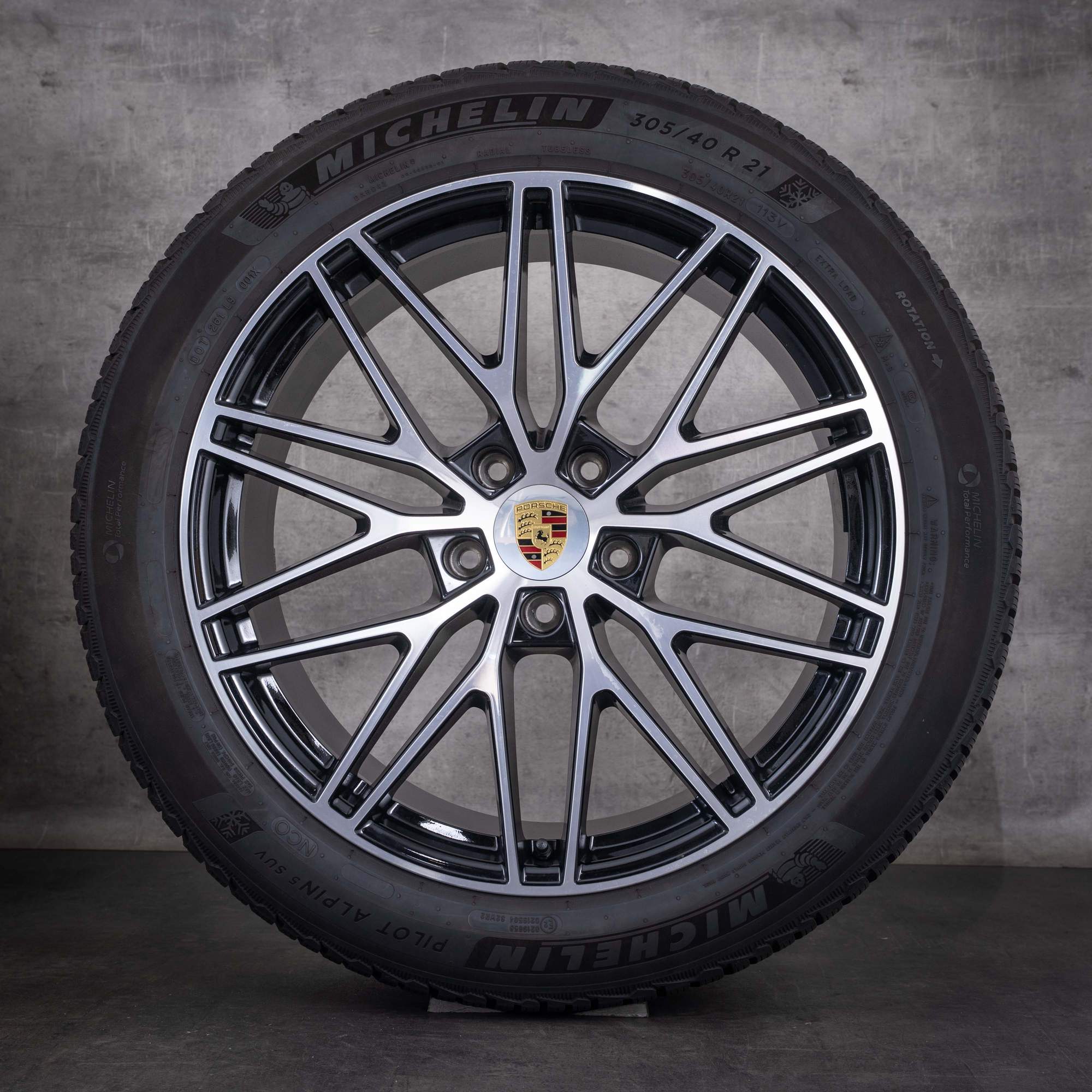 Original Porsche Cayenne Winterräder 21 Zoll 9YA II E3 Felgen RS Spyder 9Y0044603C schwarz front glanzgedreht
