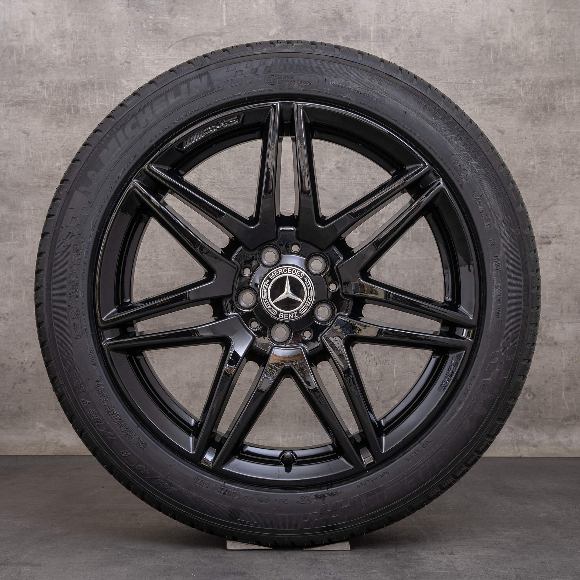 Originale Mercedes Benz V-Klasse AMG-fælge 19 tommer W447 sommerhjul A4474015100 sort blank