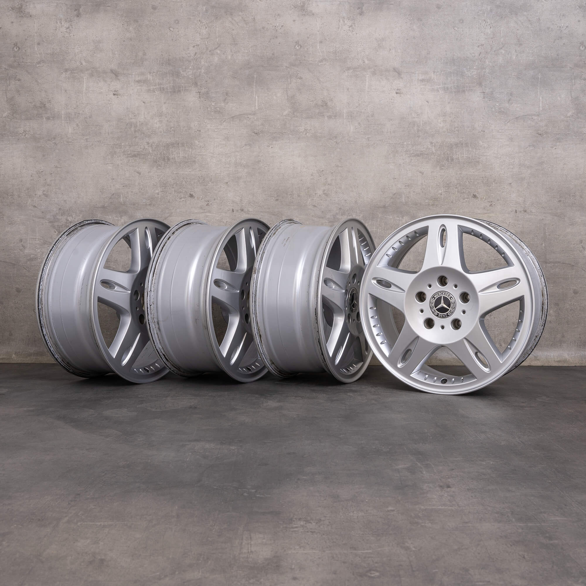 OEM Mercedes Benz G-Class AMG rims 18 inch W463 W463A A4634011202 silver
