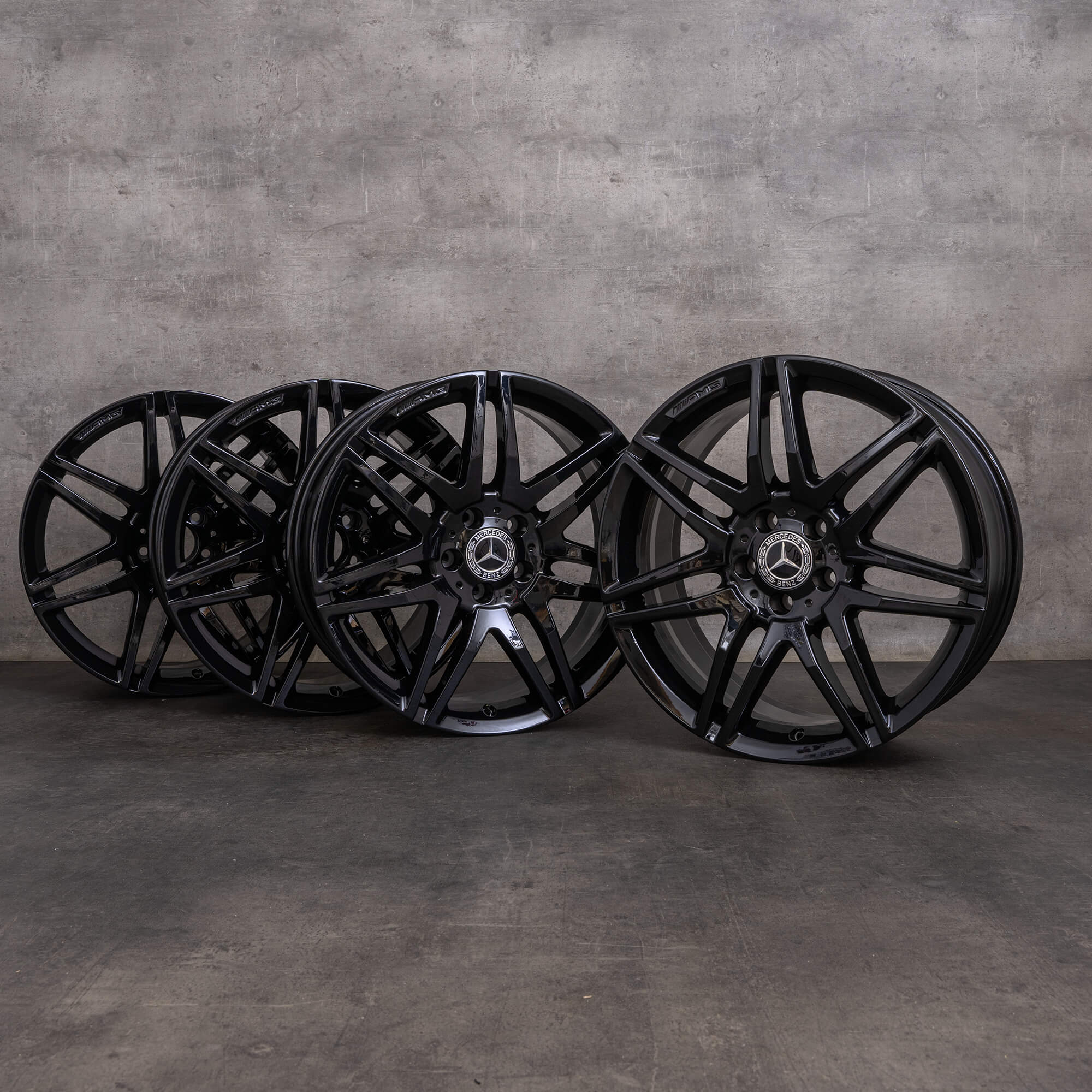 Orijinal Mercedes Benz E-Serisi AMG jantlar 19 inç W212 S212 A2124014502 A2124014602 siyah parlak