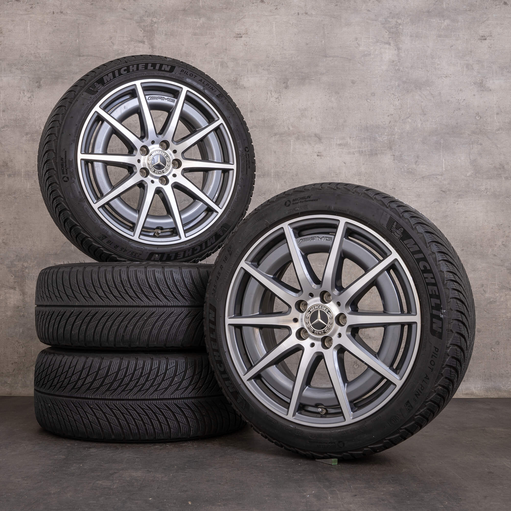 Originele Mercedes Benz C-klasse C43 AMG winter banden 18 inch W206 S206 velgen A2064012100 himalaya grijs glanzend gedraaid