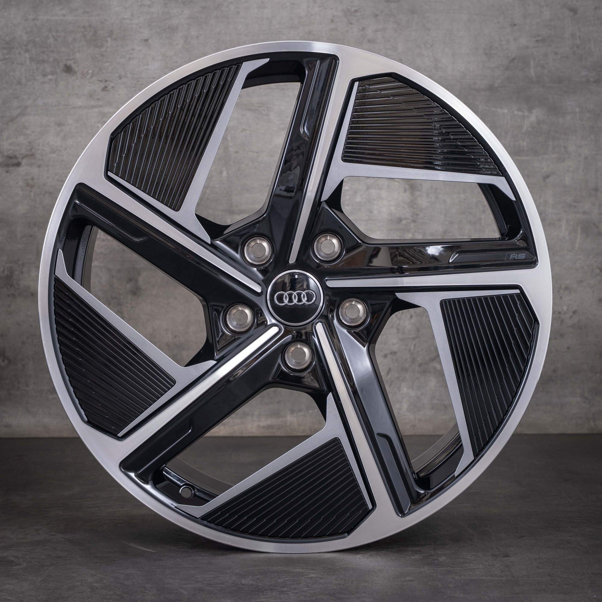 Original Audi e-tron Felgen 20 Zoll GT RS 4J3601025DL 4J3601025DM Aero-Design schwarz glanzgedreht NEU