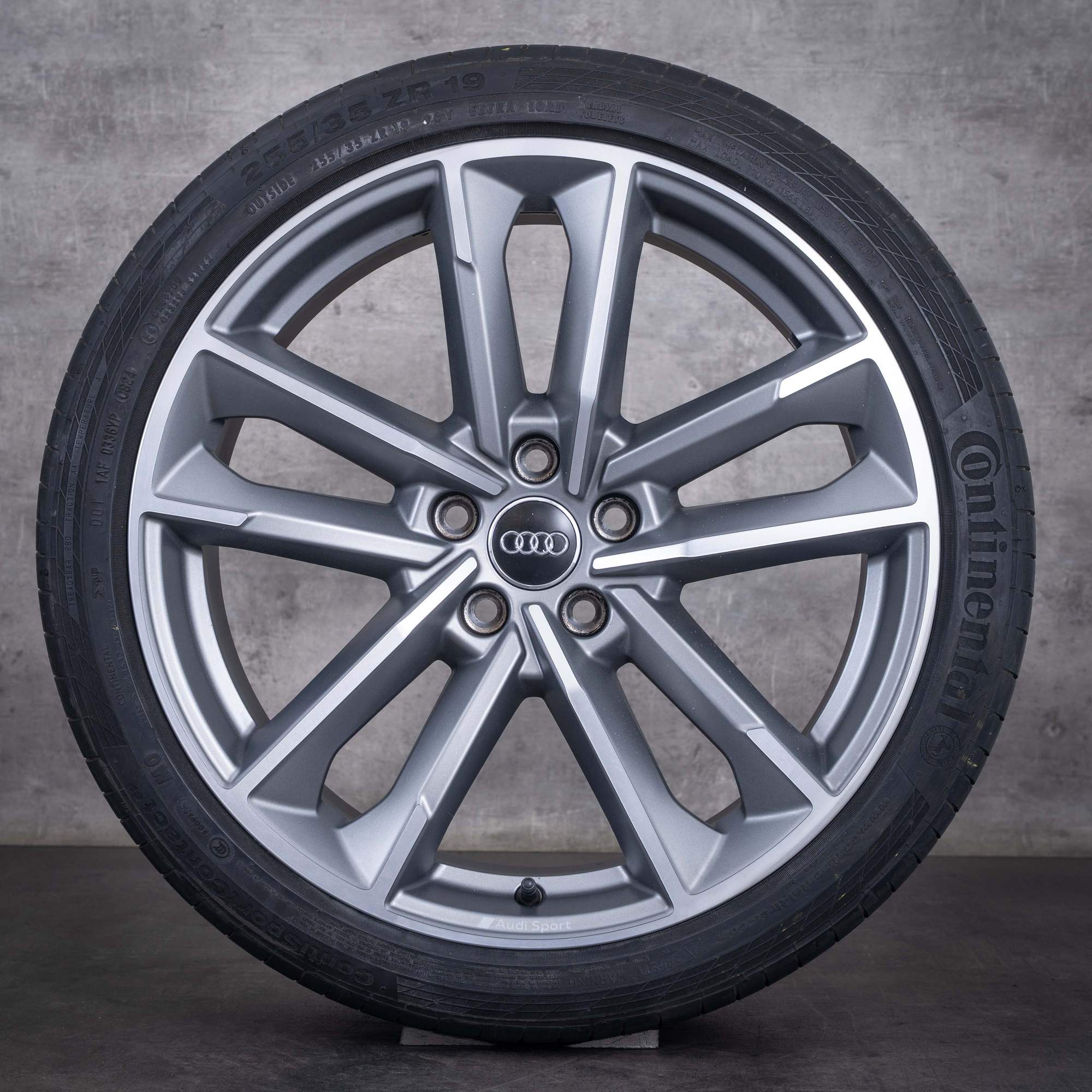 Original Audi A5 S5 Felgen 19 Zoll 8W B9 F5 Sommerräder 8W0601025DC titan matt front glanzgedreht