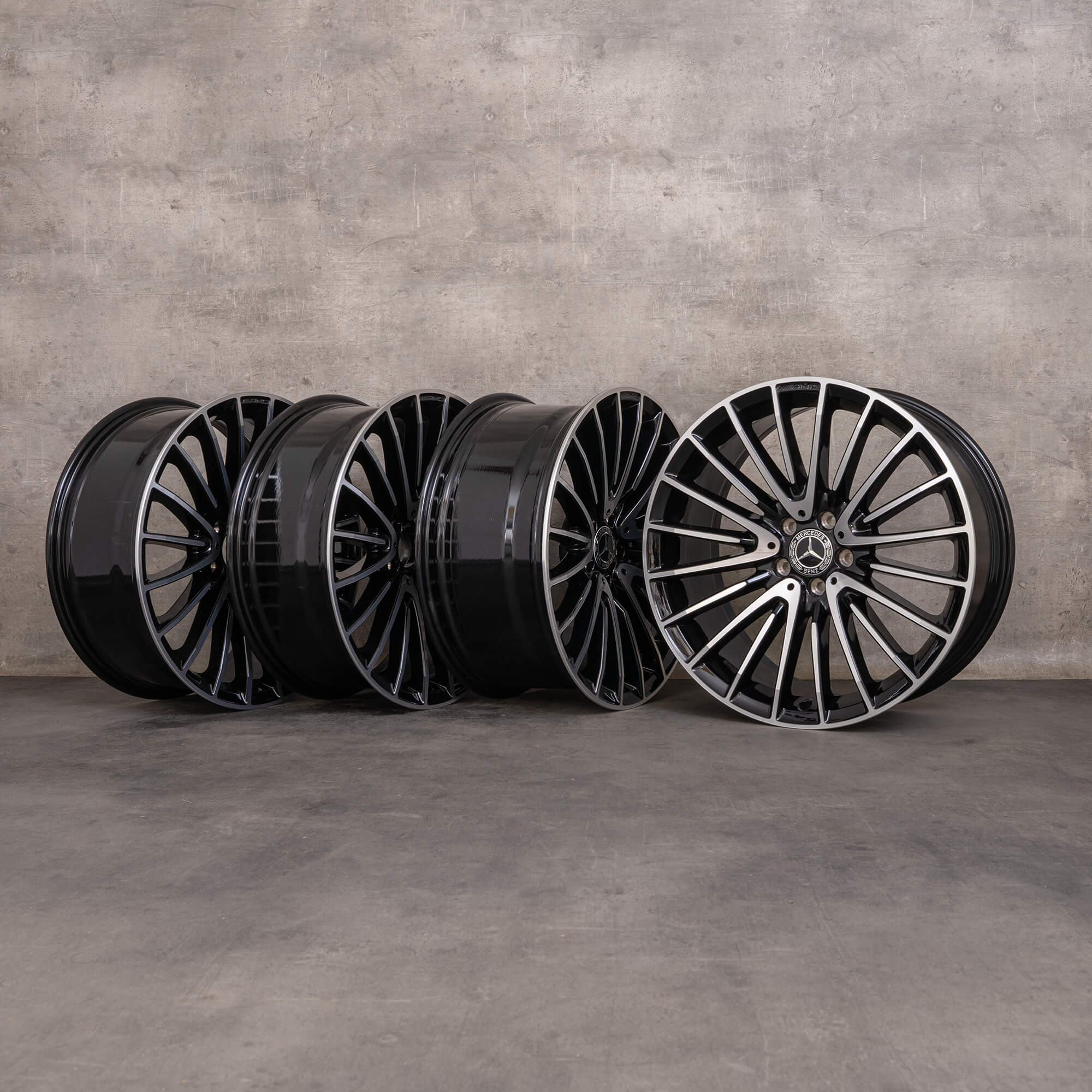 Originele Mercedes Benz AMG CLS 53 4Matic velgen 20 inch C257 A2574014200 A2574014300 zwart hoogglans gedraaid