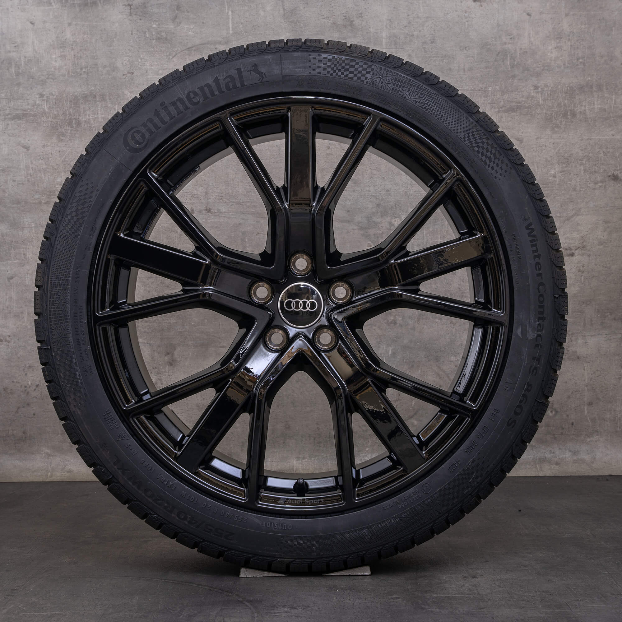 Original Audi Q3 RSQ3 fälgar 20 tum F3 vinterhjul 83A601025BD svart glans NY