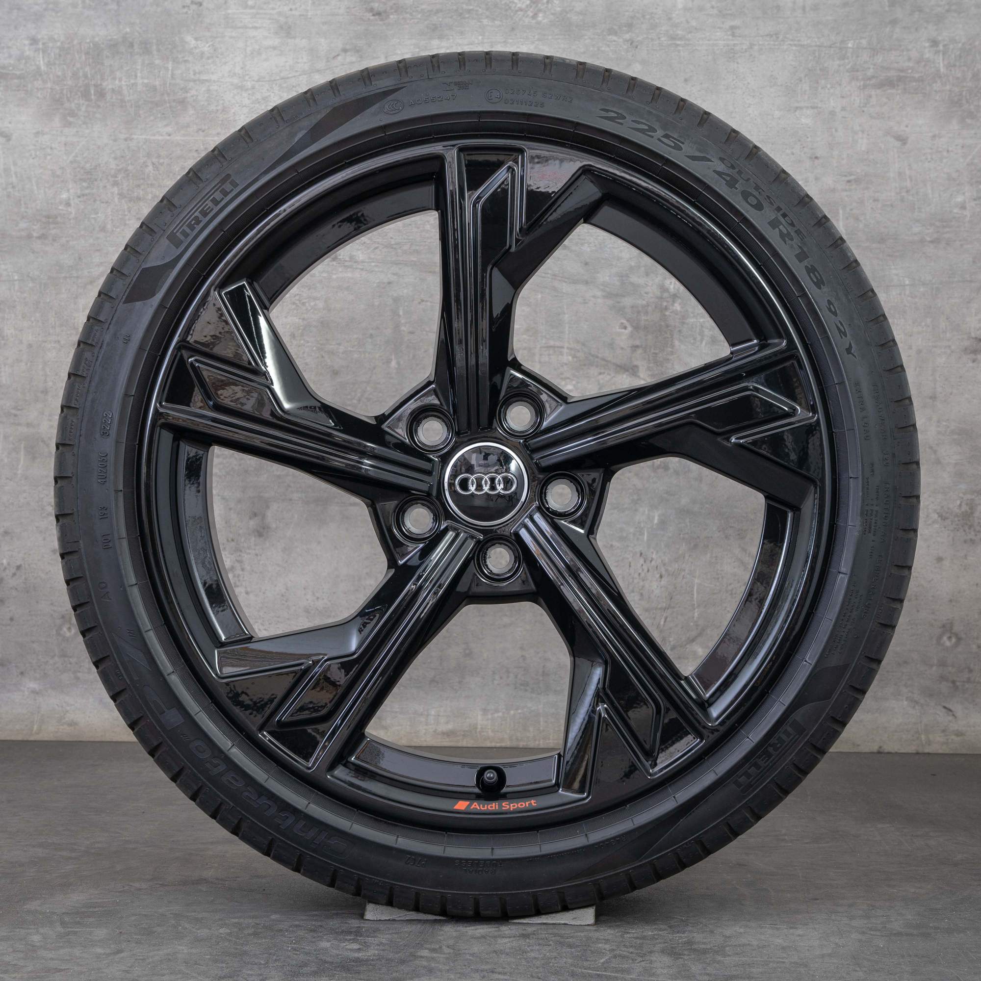 OEM Audi A3 S3 Rims 18 inch 8Y Summer wheels 8Y0601025P Flag black