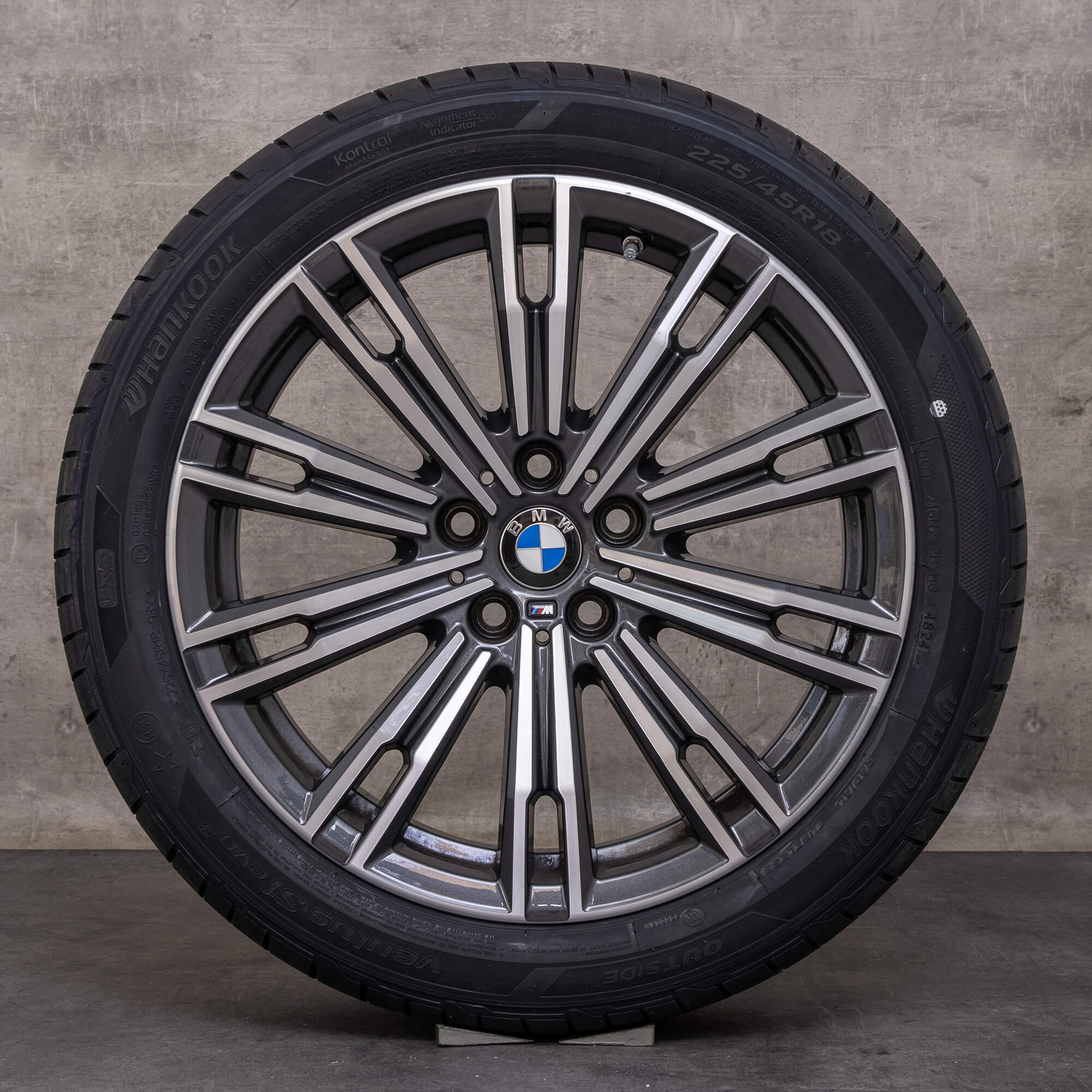 Original BMW 2 serie 3 4 llantas 18 pulgadas G42 G20 G21 G22 G23 de verano 790 M 8089890 8089891 órbita gris pulido delantero