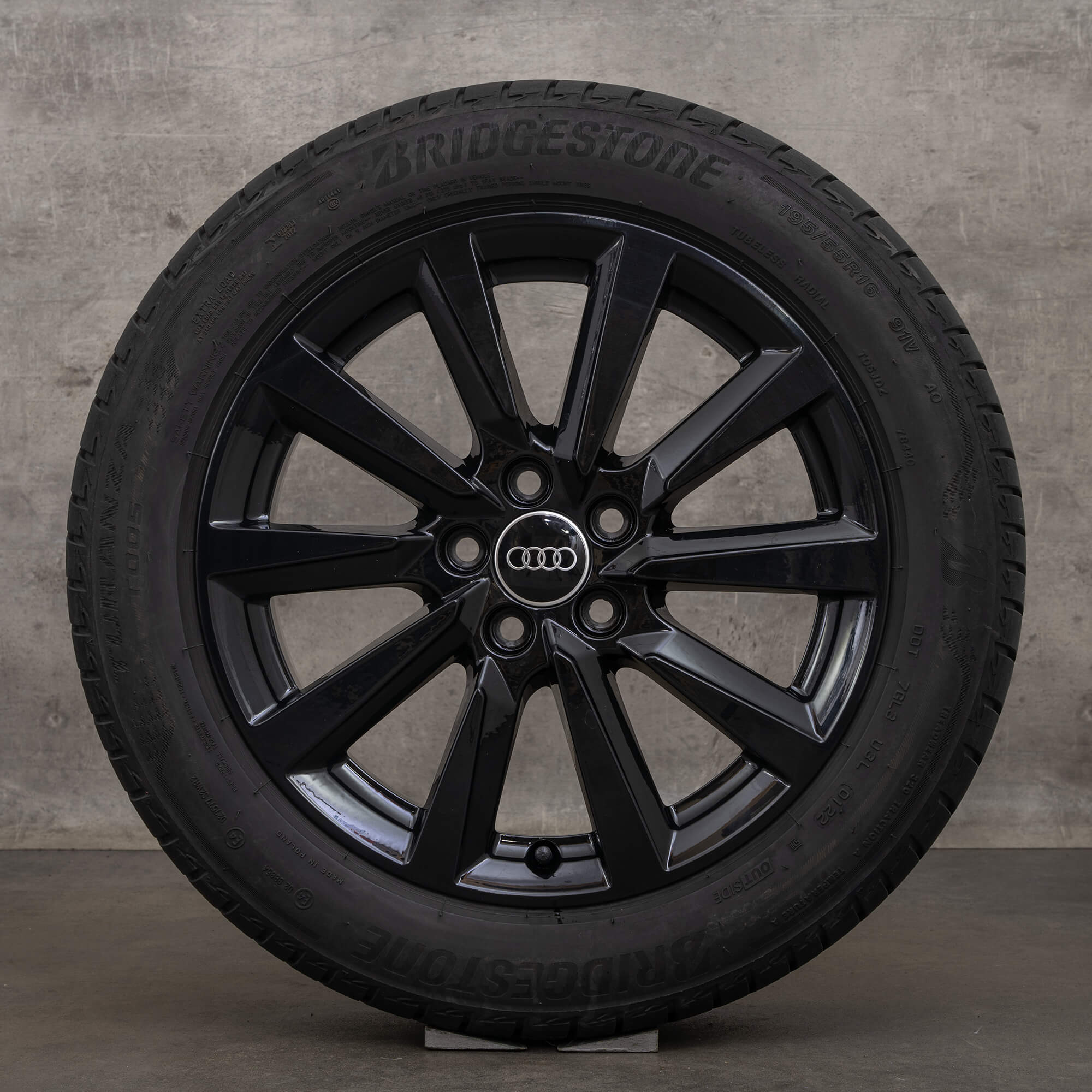 Jantes Audi A1 originais rodas de inverno GB 16 polegadas 82A601025C preto brilhante