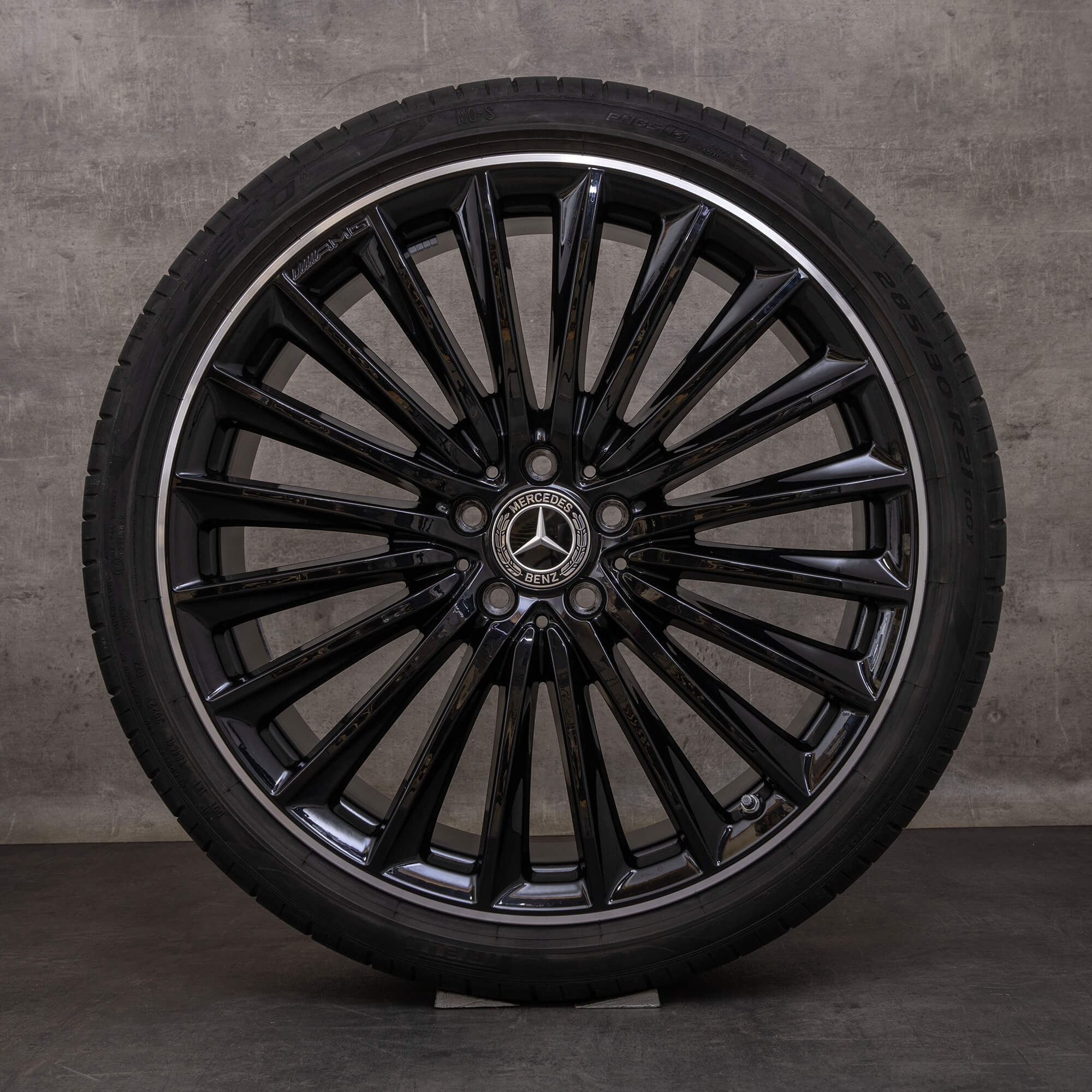 Alkuperäiset Mercedes Benz EQE AMG vanteet 21 tuuman V295 kesäpyörät A2954012500 A2954012600 musta kiillotettu